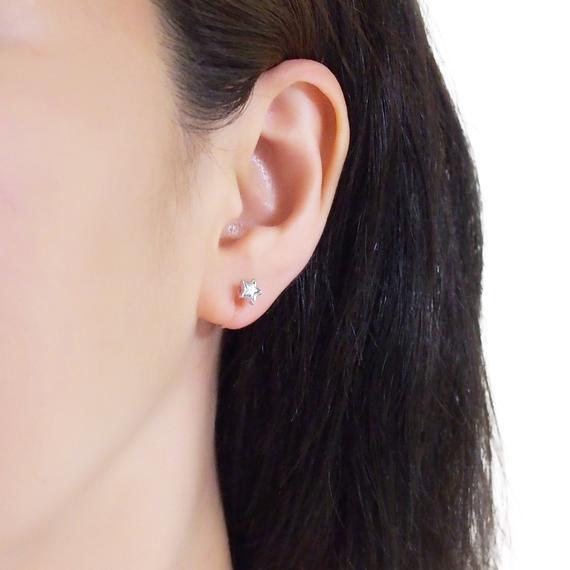 Mother Of Pearl Star and Moon Invisible Clip On Stud Earrings (Silver tone) - Miyabi Grace