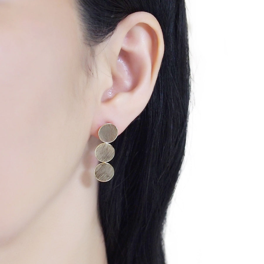 Triple coin invisible clip on earrings ( Gold tone ) - miyabigracejewelry.com
