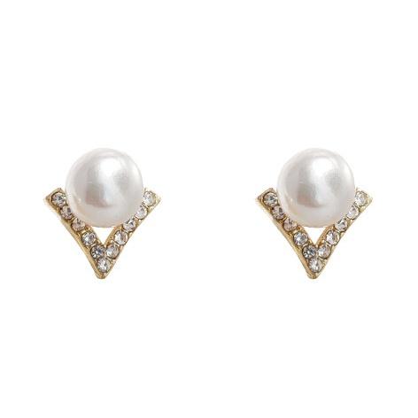 White Pearl Small Chic Triangle Invisible Clip On Earrings