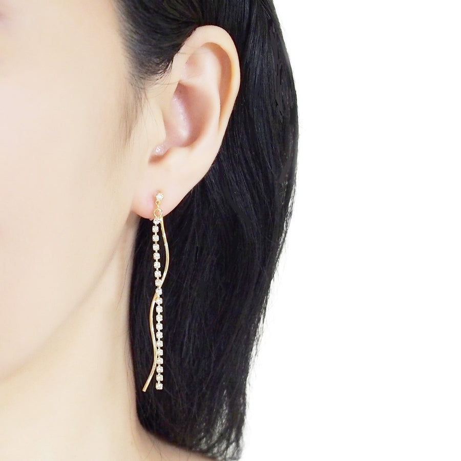 Dangle rhinestone chain and wave bar invisible clip on earrings ( Gold tone ) - miyabigracejewelry.com