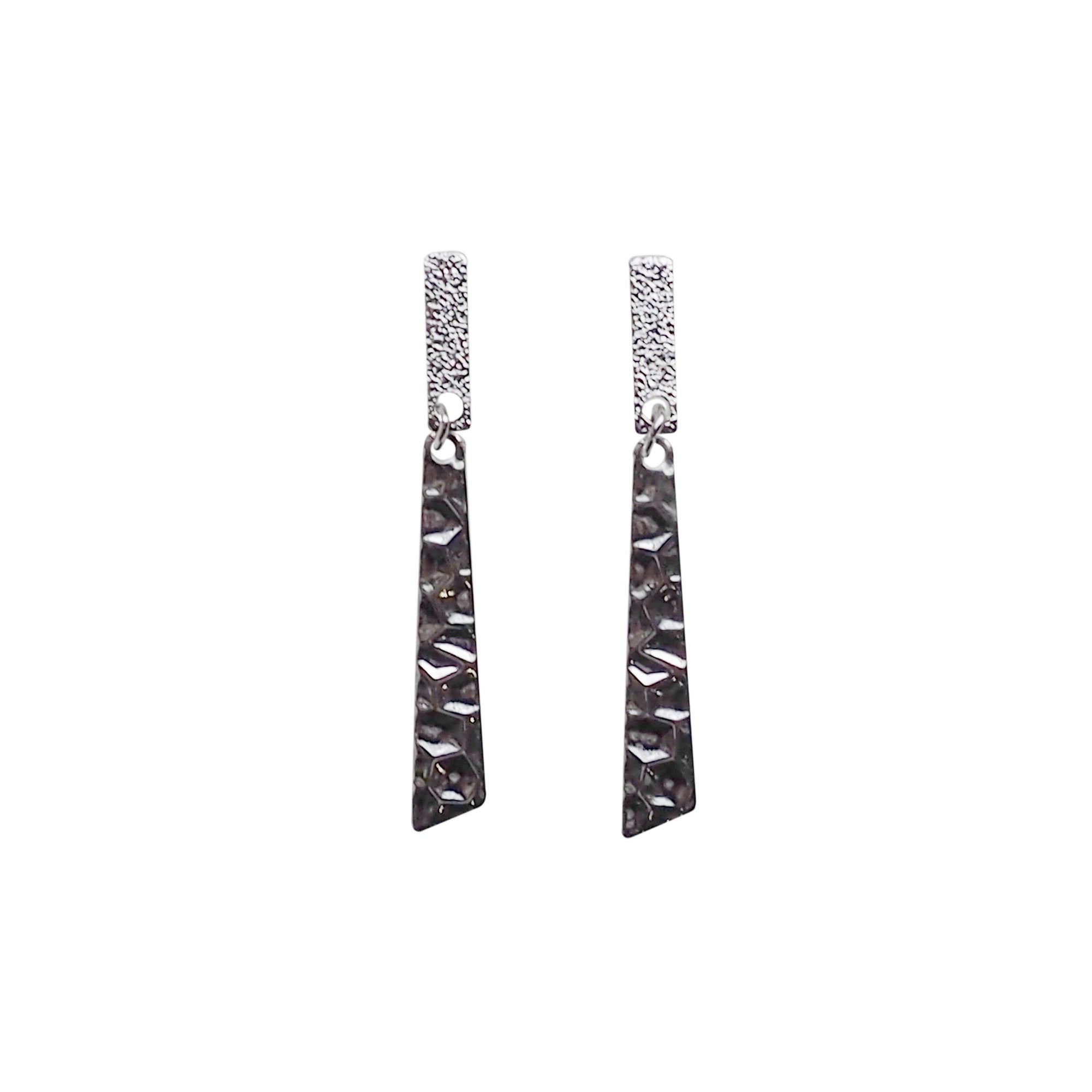 Dangle Hammered Triange Invisible clip on earrings ( Silver tone ) - Miyabi Grace