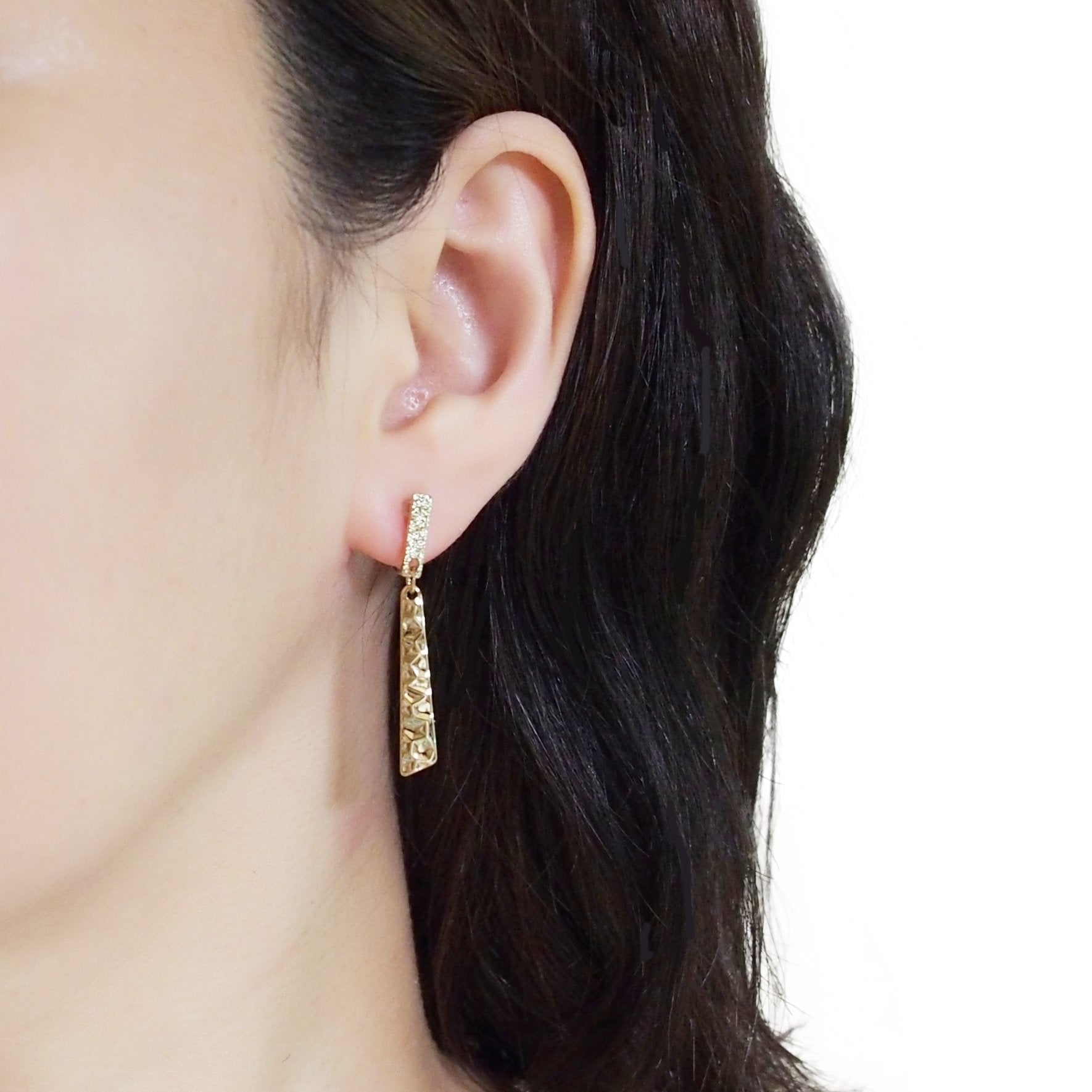 Dangle Hammered Triange Invisible clip on stud earrings ( Gold tone ) - Miyabi Grace