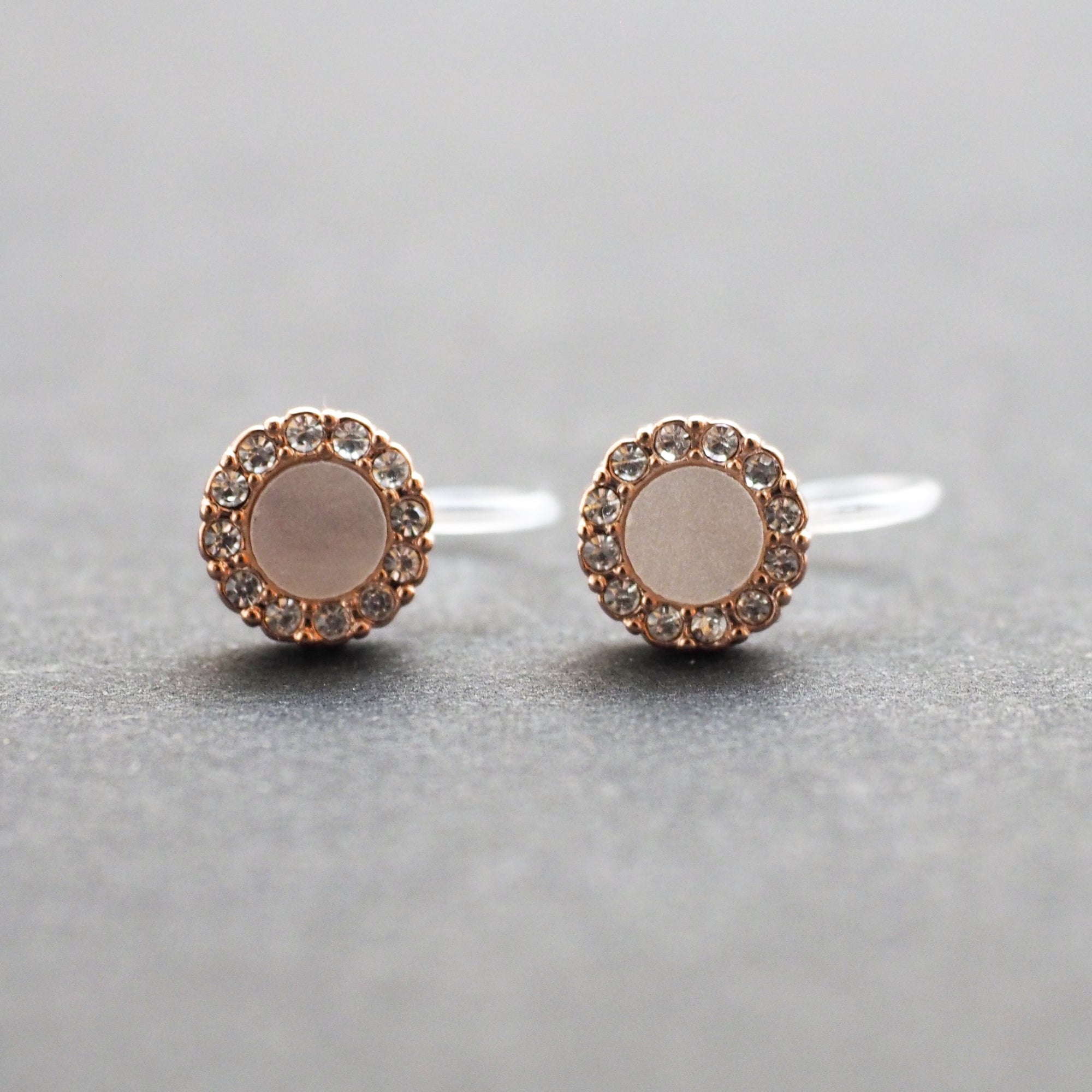 Rose Gold Round Swarovski Crystal Rhinestone Pave Invisible Clip On Stud Earrings ( White ) - Miyabi Grace