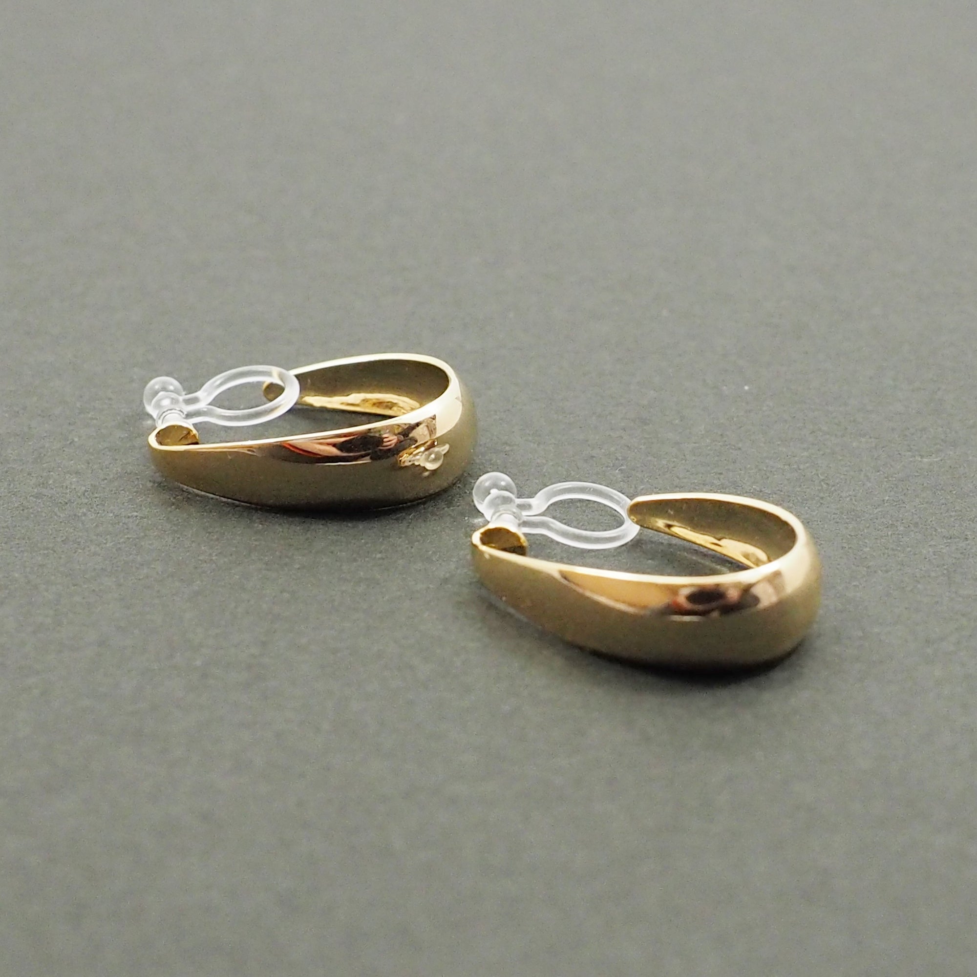 Gold Oval Invisible Clip On Hoop Earrings - Miyabi Grace