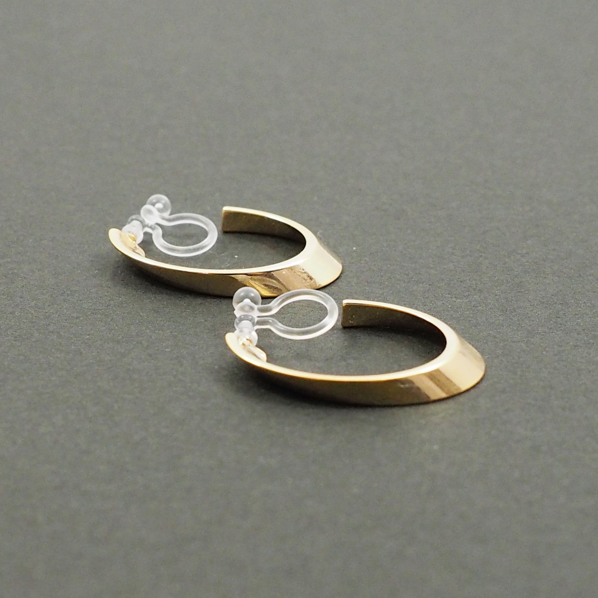 Gold Twisted Oval Invisible Clip On Hoop Earrings - Miyabi Grace