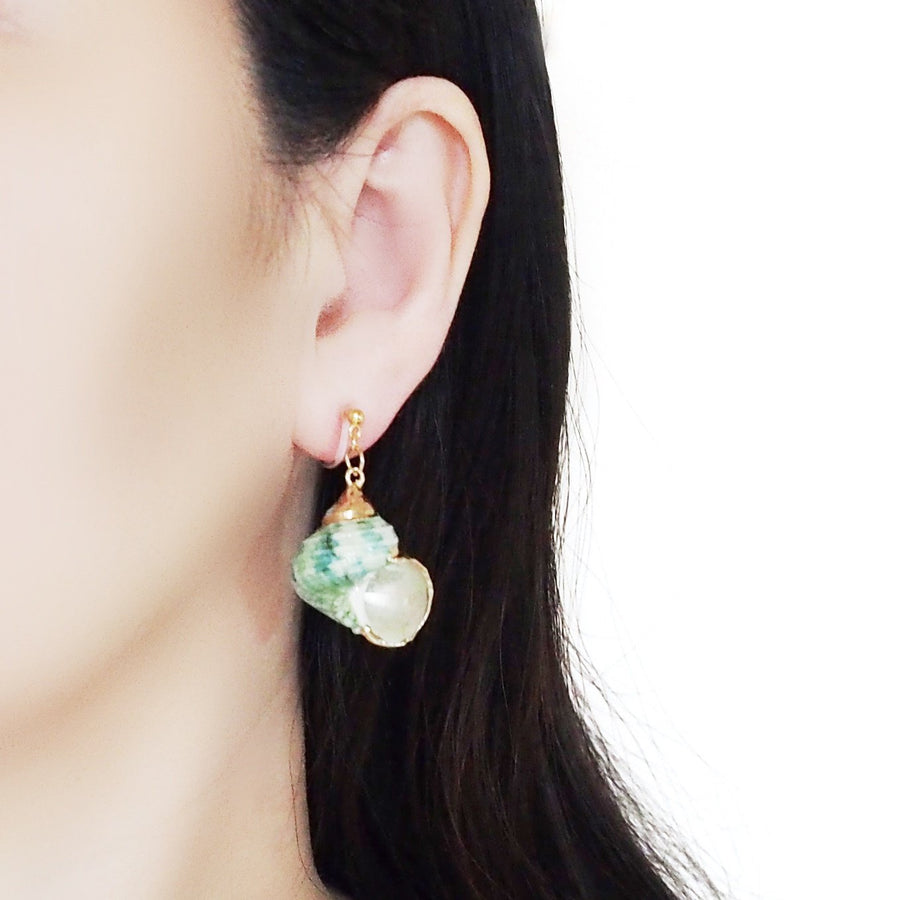 Green Shell Invisible Clip On Earrings - Miyabi Grace