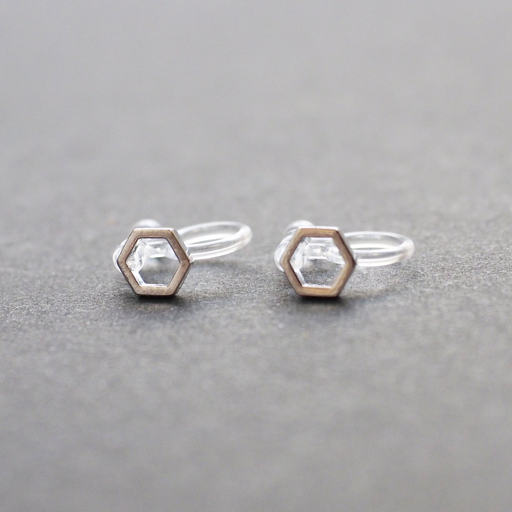 Hexagon Invisible Clip On Stud Earrings ( Silver tone ) - Miyabi Grace