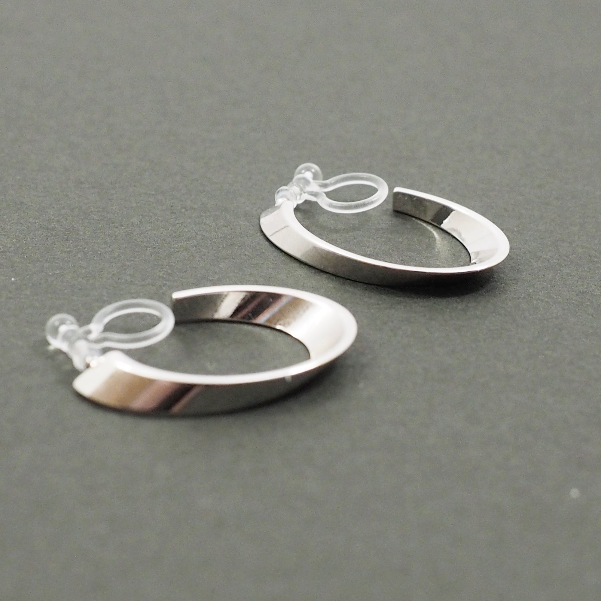 Silver Twisted Oval Invisible Clip On Hoop Earrings - Miyabi Grace