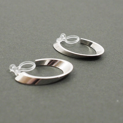 Silver Twisted Oval Invisible Clip On Hoop Earrings - Miyabi Grace
