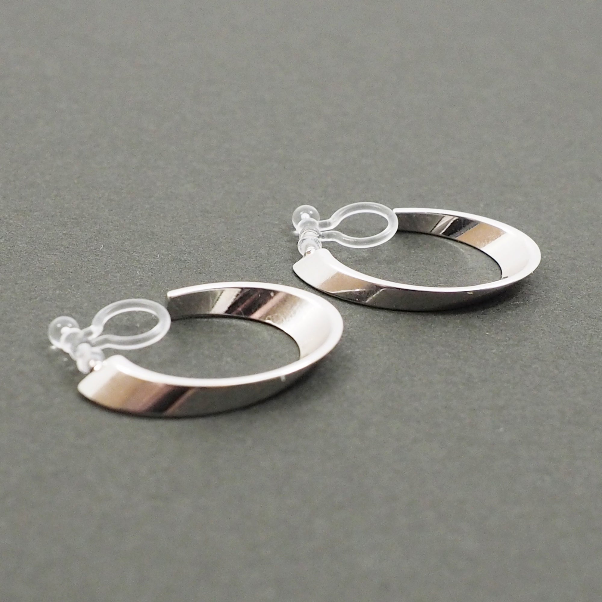 Silver Twisted Oval Invisible Clip On Hoop Earrings - Miyabi Grace