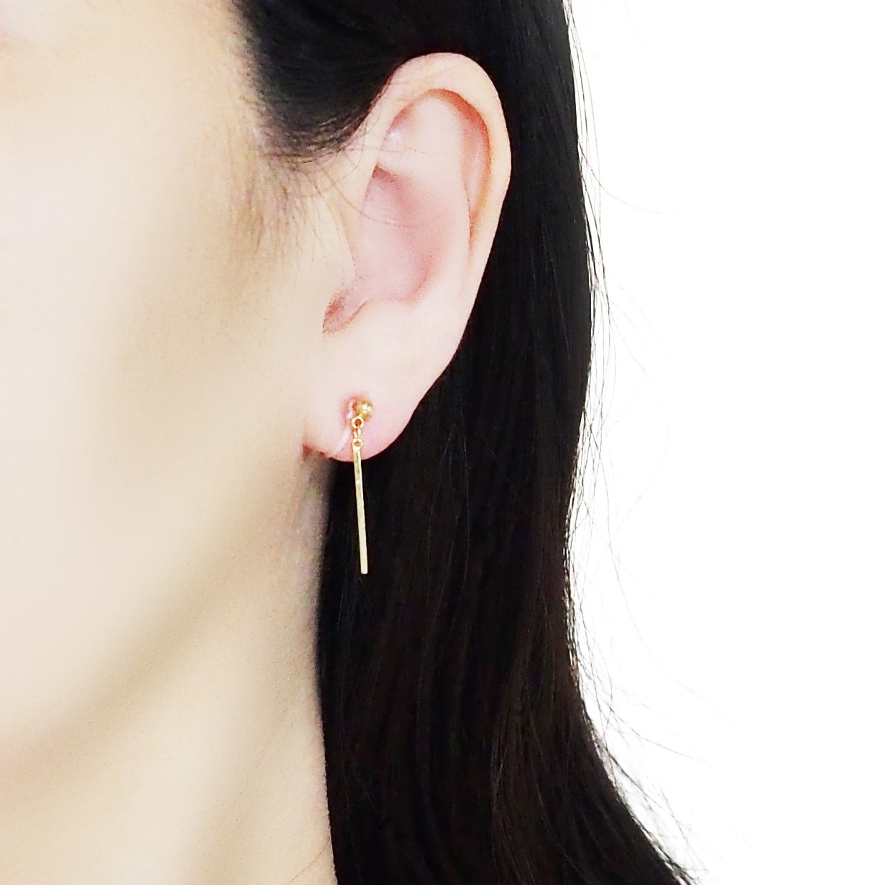 Gold Short Bar Invisible Clip On Earrings - Miyabi Grace