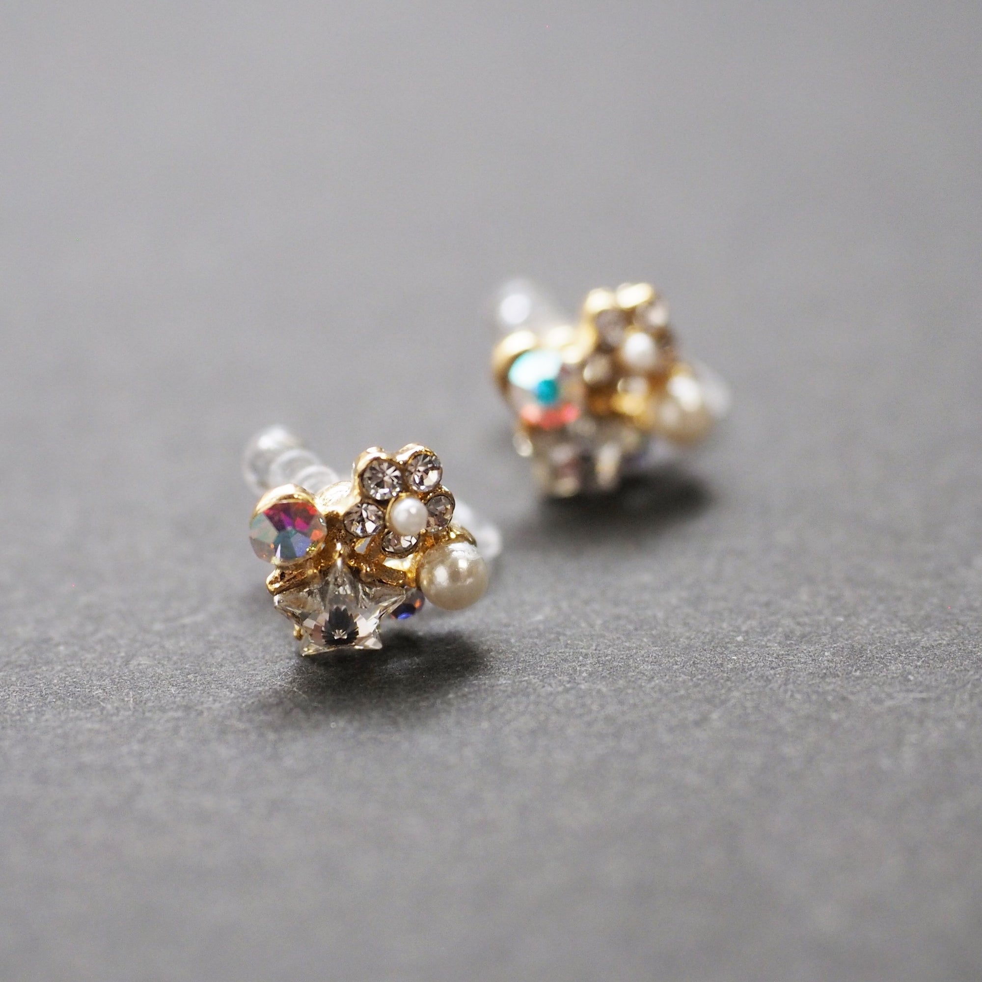 Star Swarovski Crystal Rhinestone & White Pearl Invisible Clip on Stud Earrings ( Clear ) - Miyabi Grace