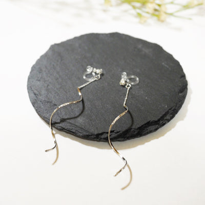 Dangle Silver Waved Bar Invisible Clip On Earrings
