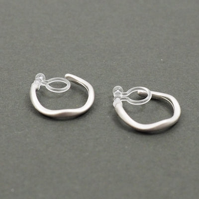 Silver Waved Invisible Clip On Hoop Earrings - Miyabi Grace