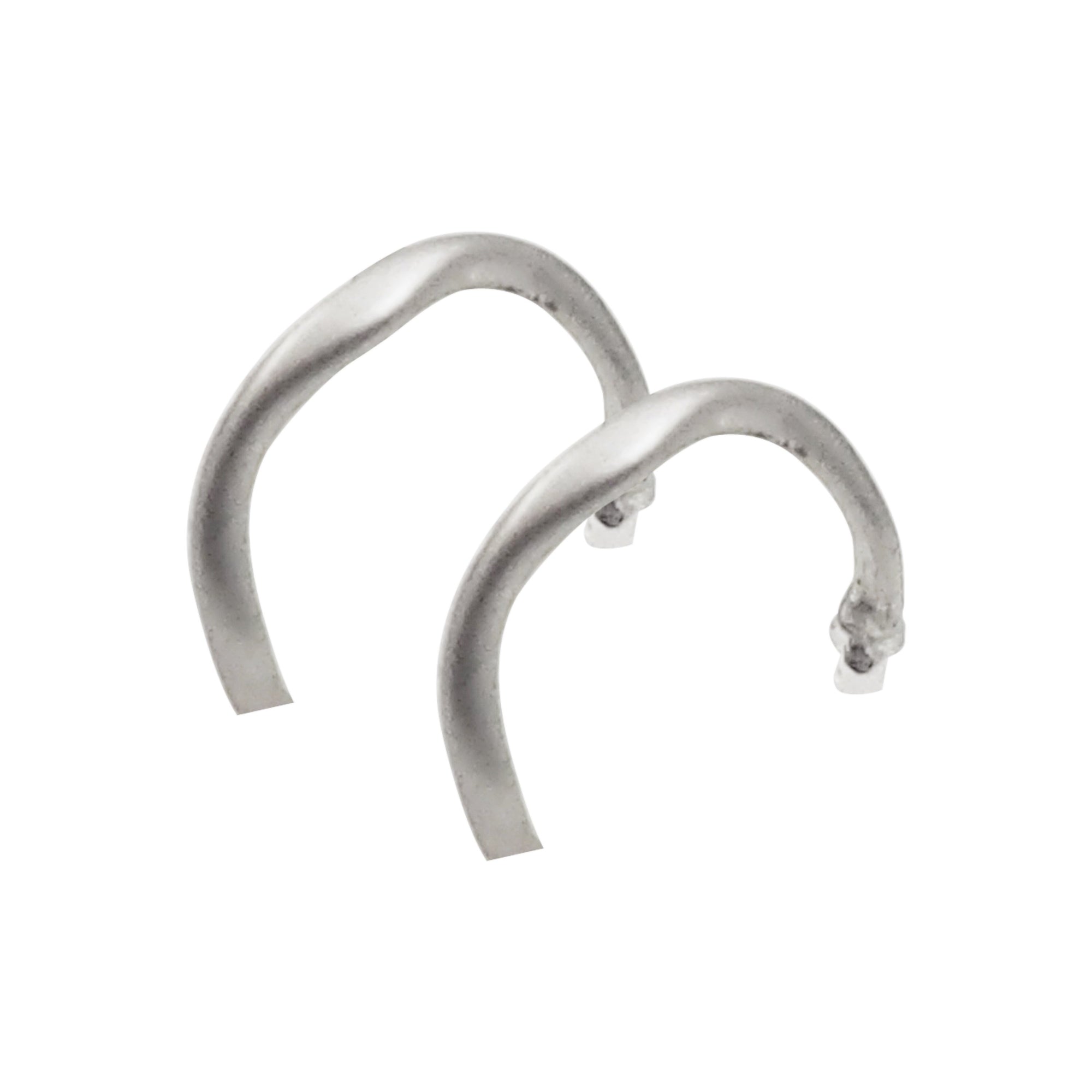 Silver Waved Invisible Clip On Hoop Earrings - Miyabi Grace