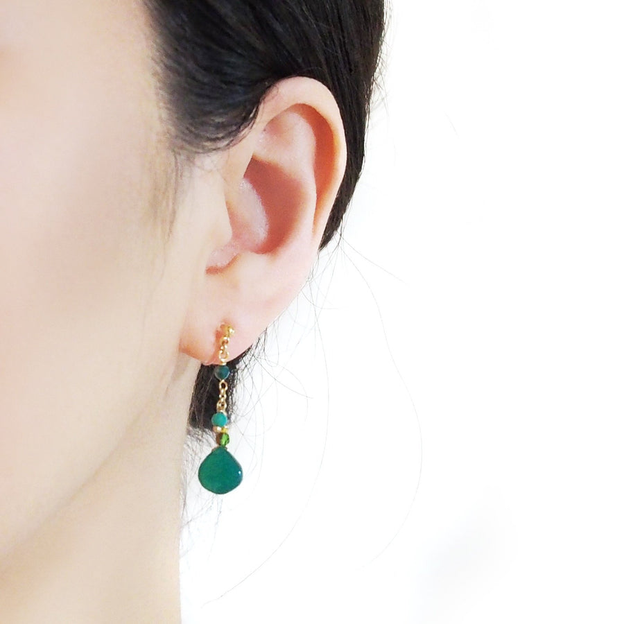 Teardrop Green Chalcedony Invisible Clip On Earrings - Miyabi Grace