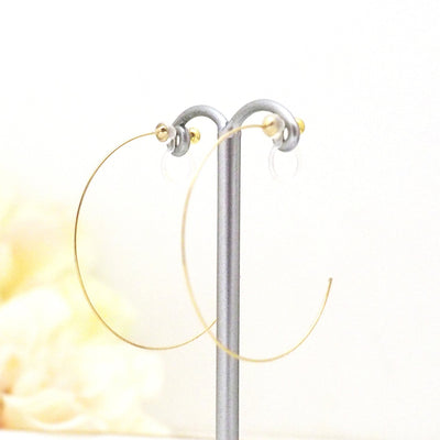 Large gold invisible clip on hoop earrings - miyabigracejewelry.com