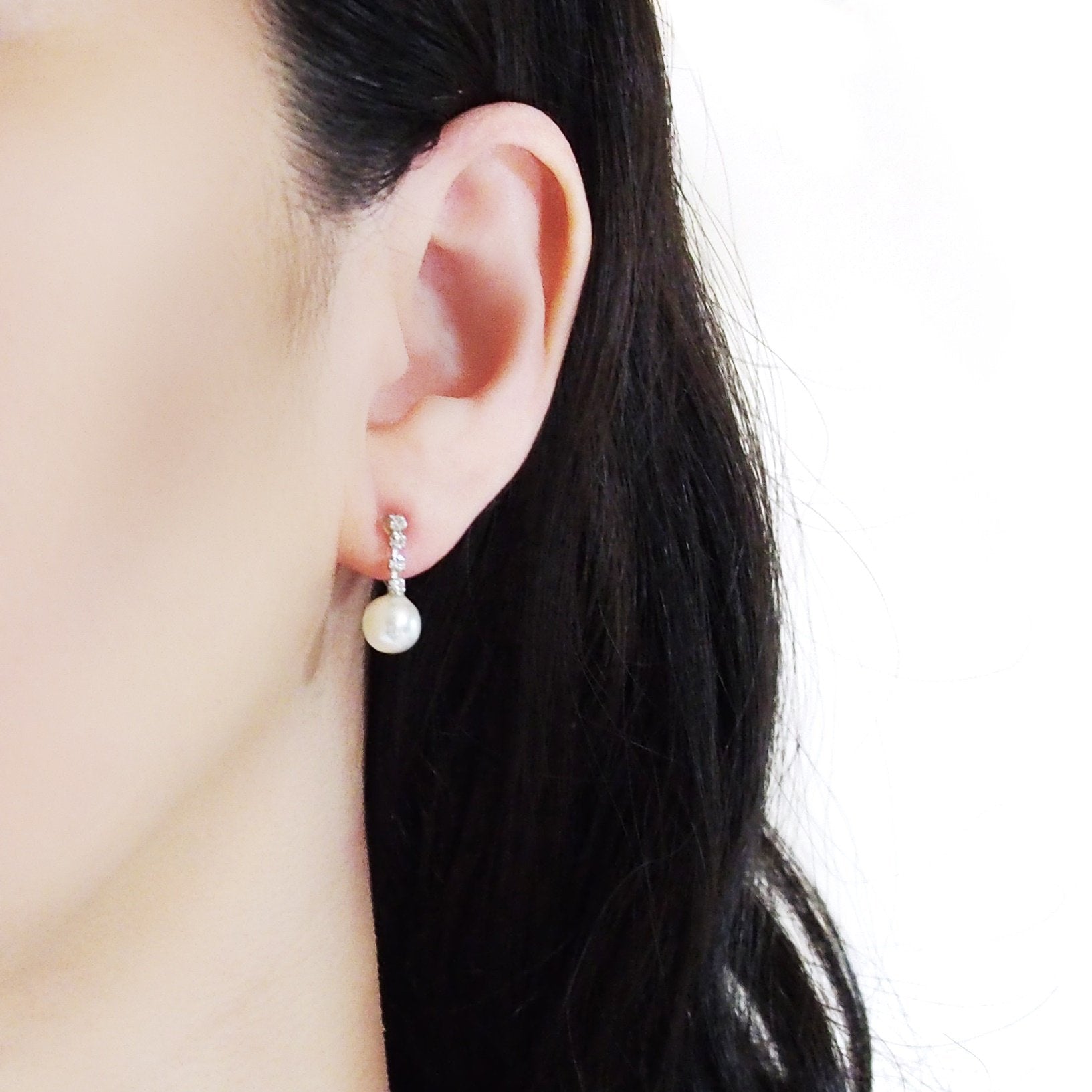 Dangle White Pearl & Crystal Invisible Clip On Earrings (Silver tone) - Miyabi Grace