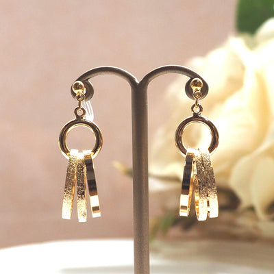 Three metallic gold rings invisible clip on earrings - miyabigracejewelry.com