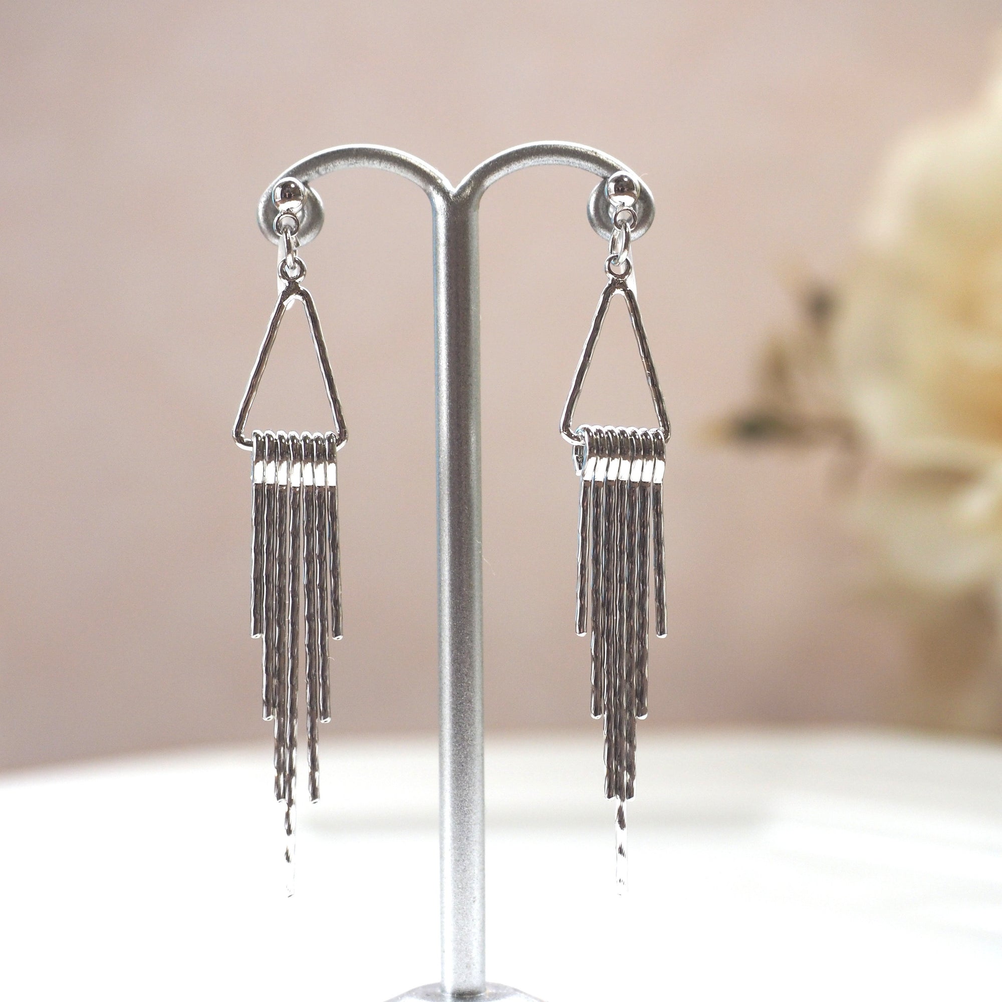 Silver fringe invisible clip on earrings - miyabigracejewelry.com
