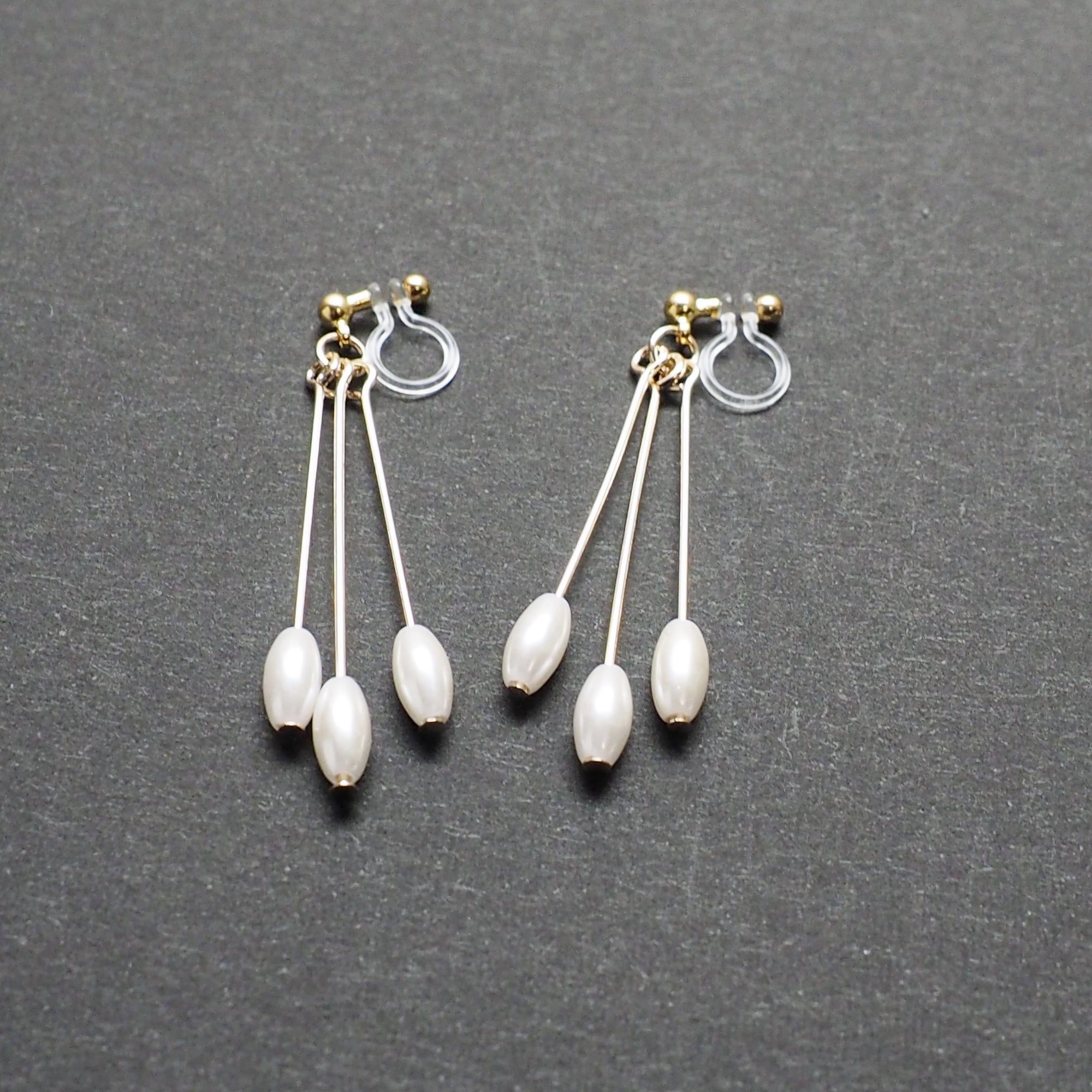Dangle white pearls & gold sticks invisible clip on earrings - Miyabi Grace