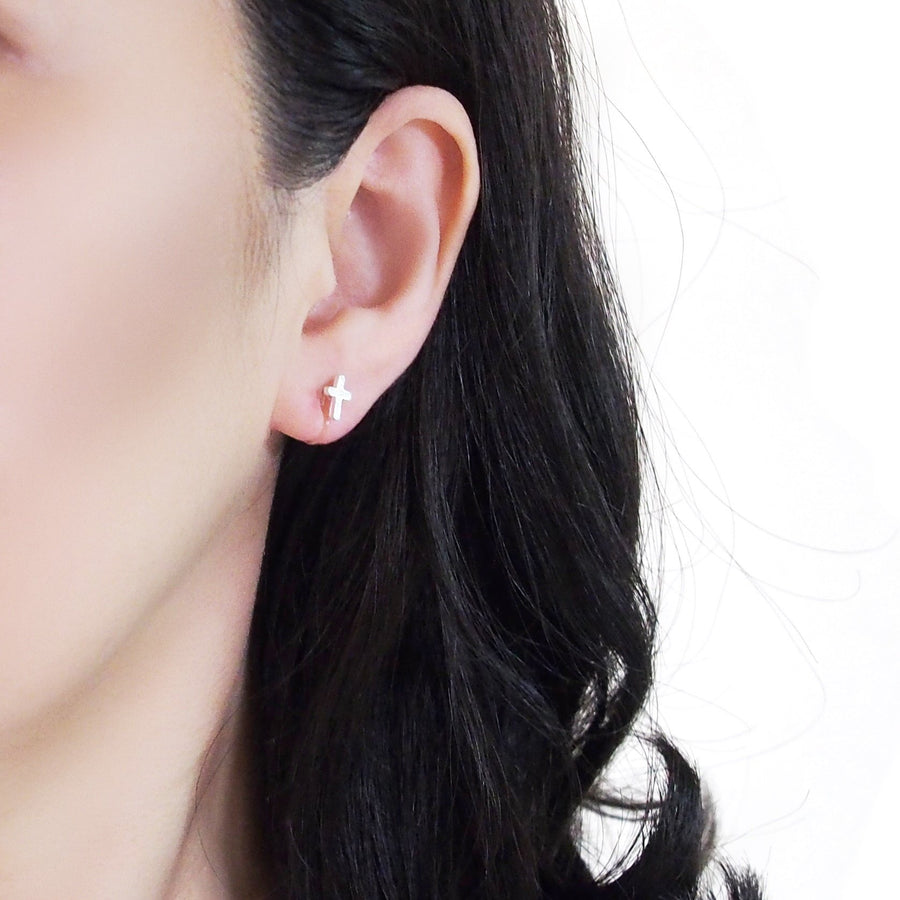 925 Sterling Silver Cross Invisible Clip On Stud Earrings - Miyabi Grace