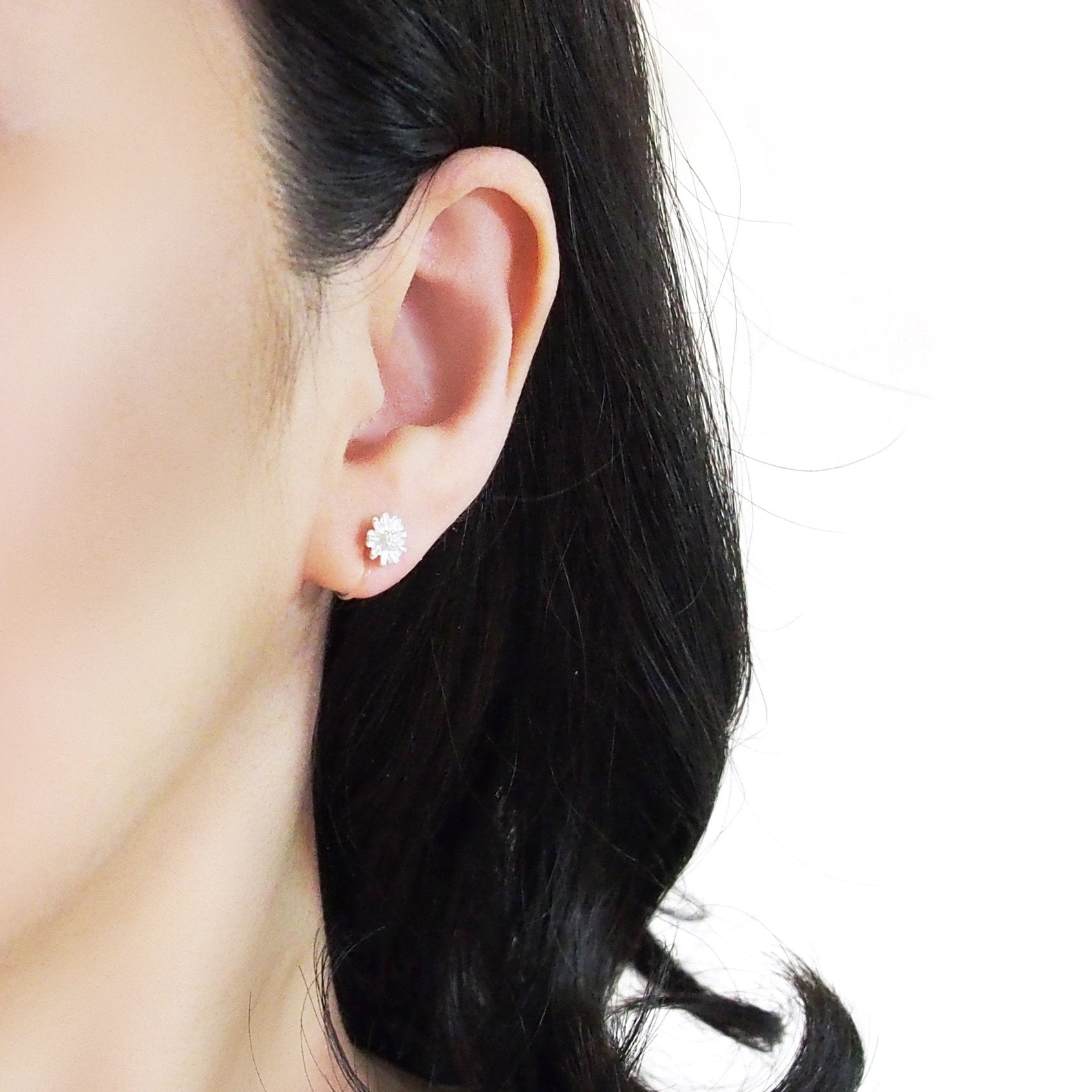 925 Sterling Silver Flower Invisible Clip On Stud Earrings - Miyabi Grace