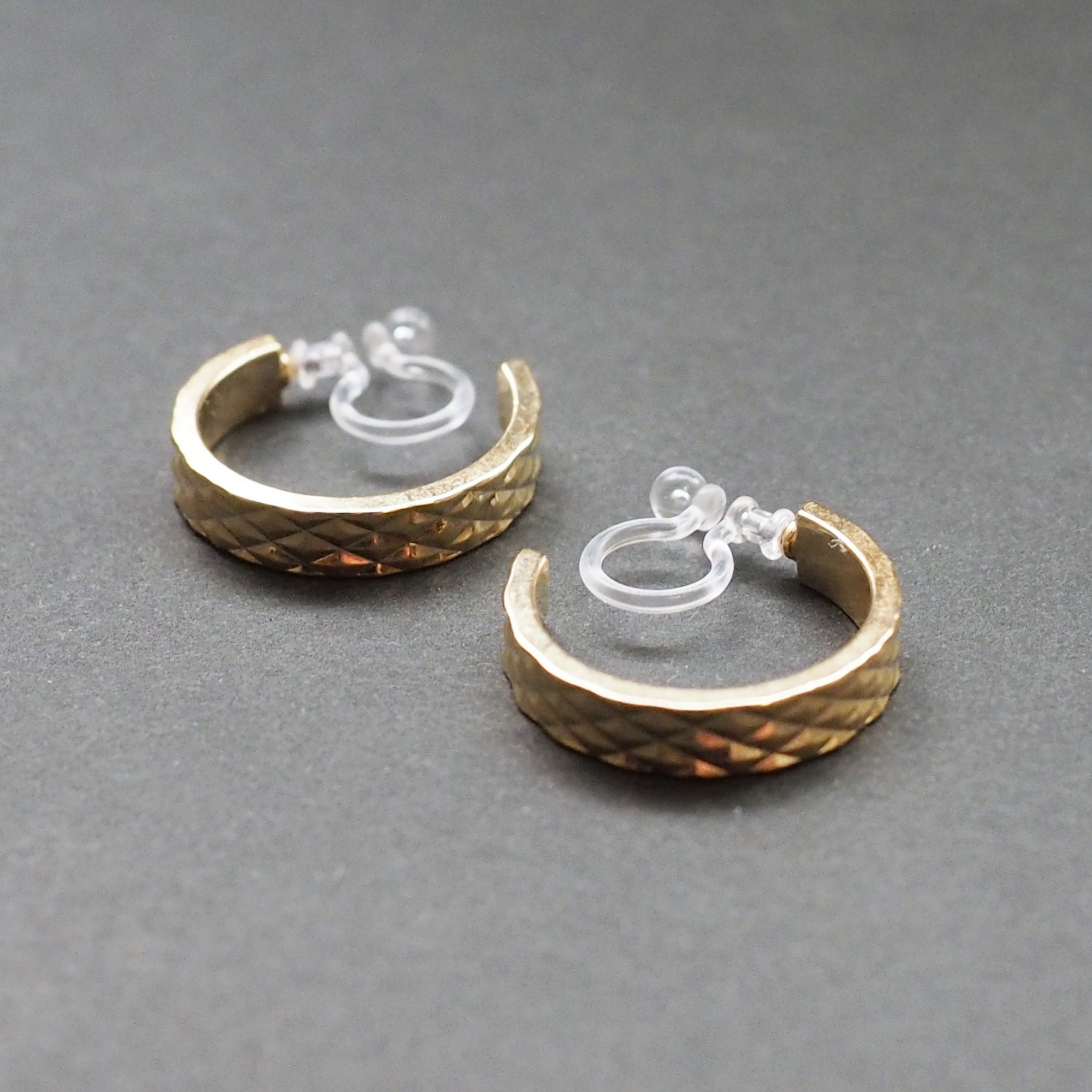 Gold Quilting Invisible Clip On Hoop Earrings - Miyabi Grace
