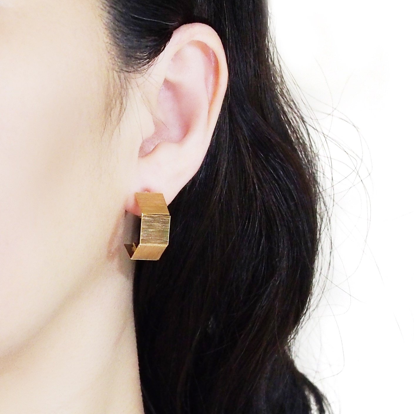 Gold Wide Curved Invisible Clip On Hoop Earrings - Miyabi Grace