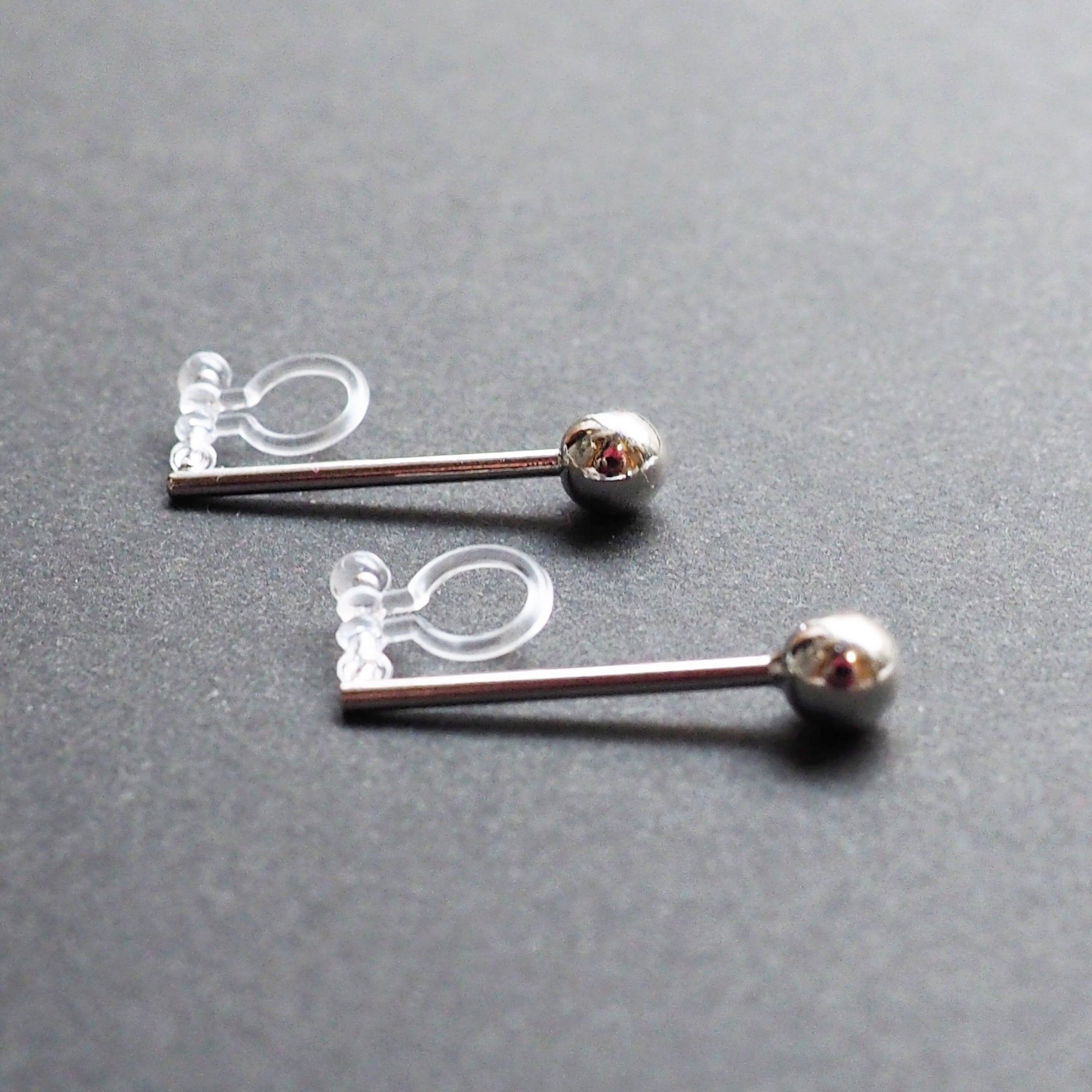Ball invisible clip on stud earrings ( Silver tone ) - miyabigracejewelry.com