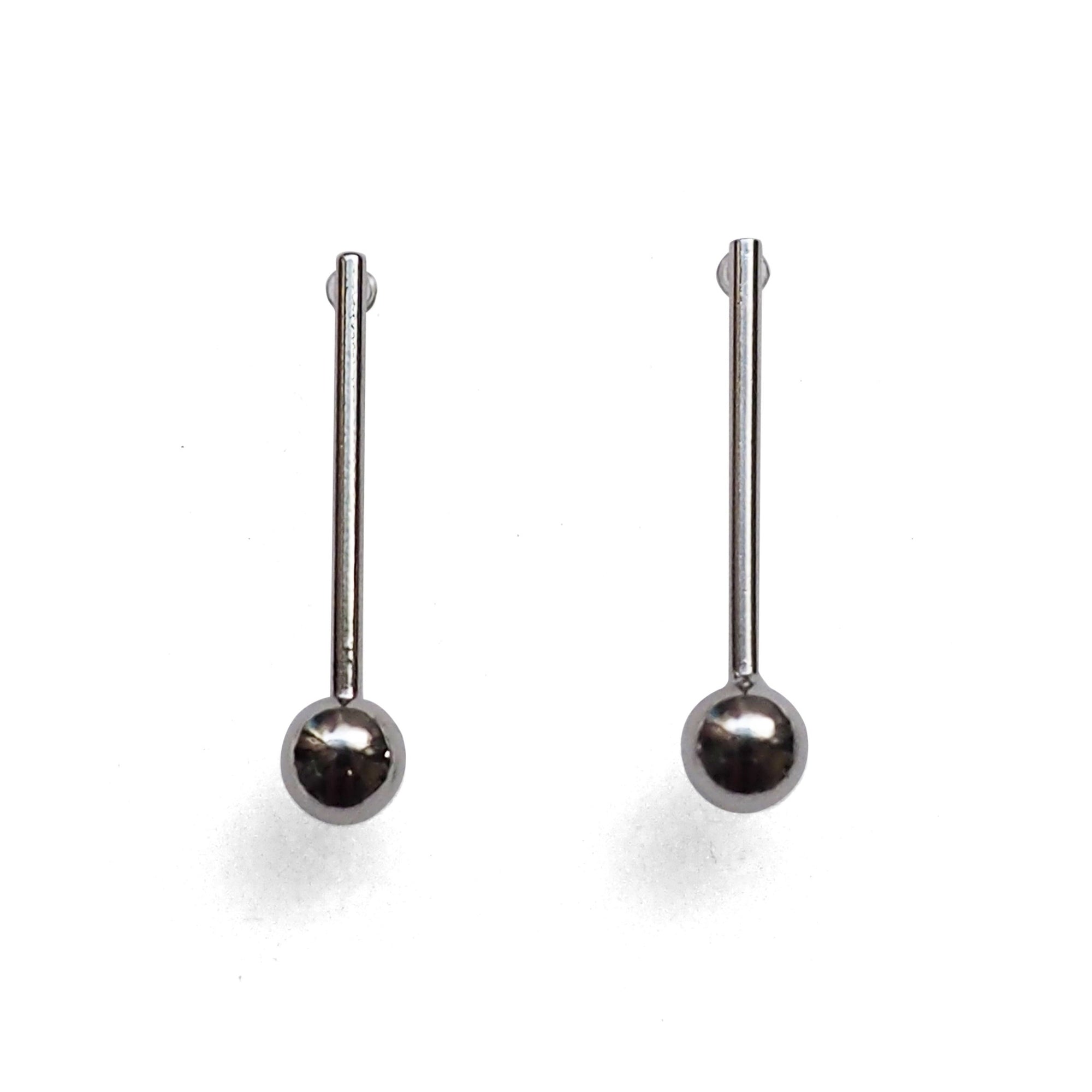 Ball invisible clip on stud earrings ( Silver tone ) - miyabigracejewelry.com