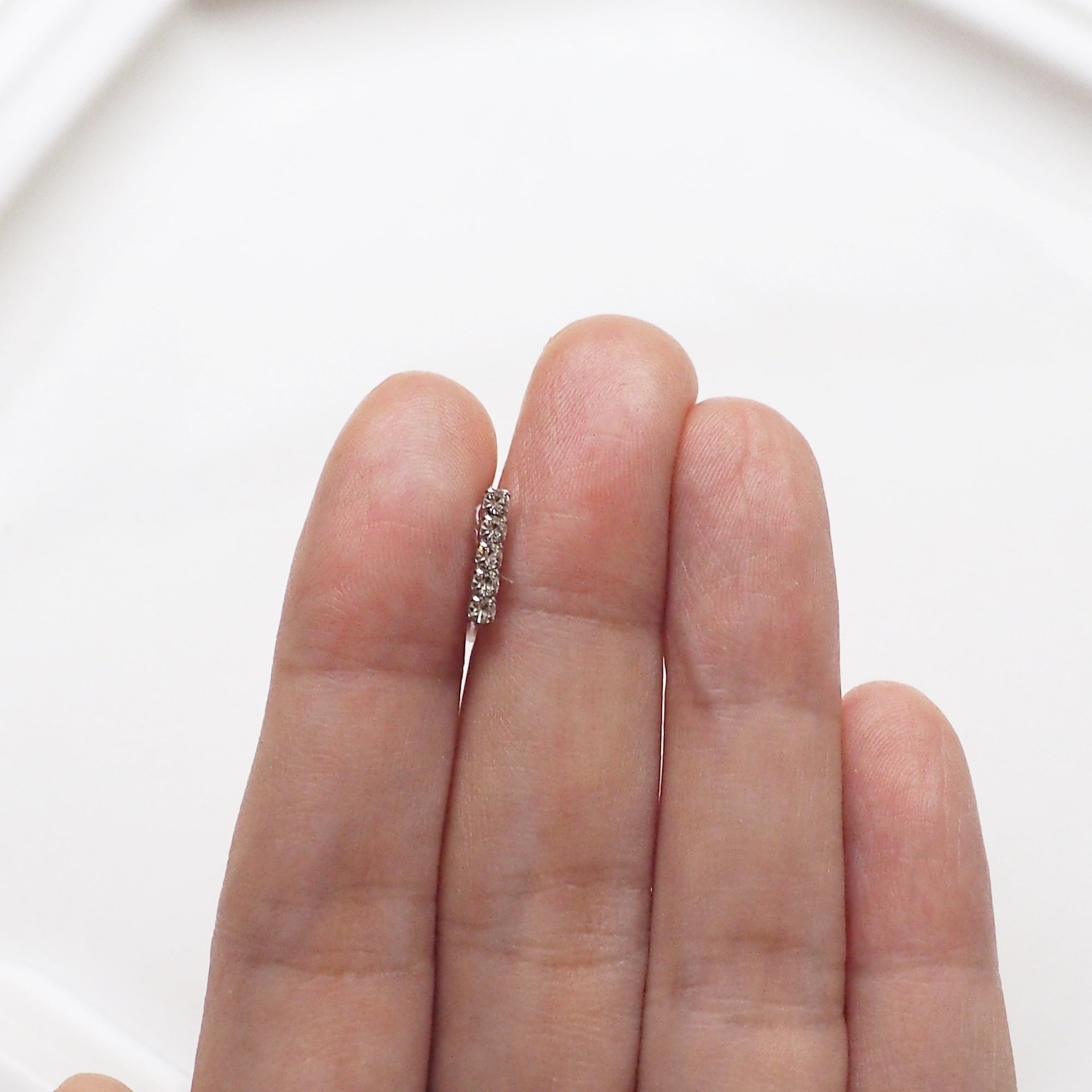 Short rhinestone bar invisible clip on earrings ( Silver tone ) - miyabigracejewelry.com