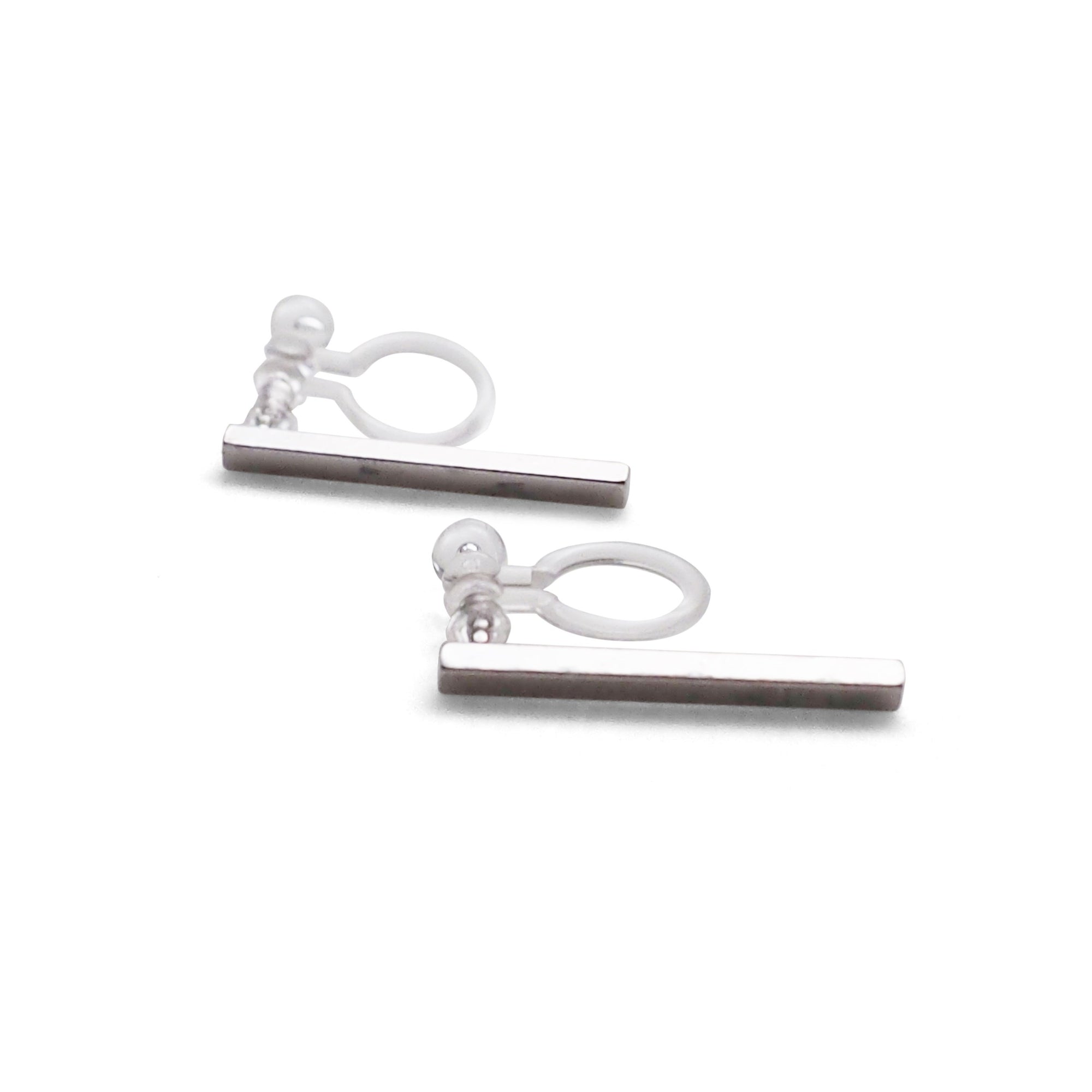 Minimal short bar invisible clip on earrings ( Silver tone ) - miyabigracejewelry.com