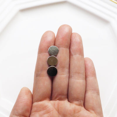Triple coin invisible clip on earrings ( Silver tone ) - miyabigracejewelry.com