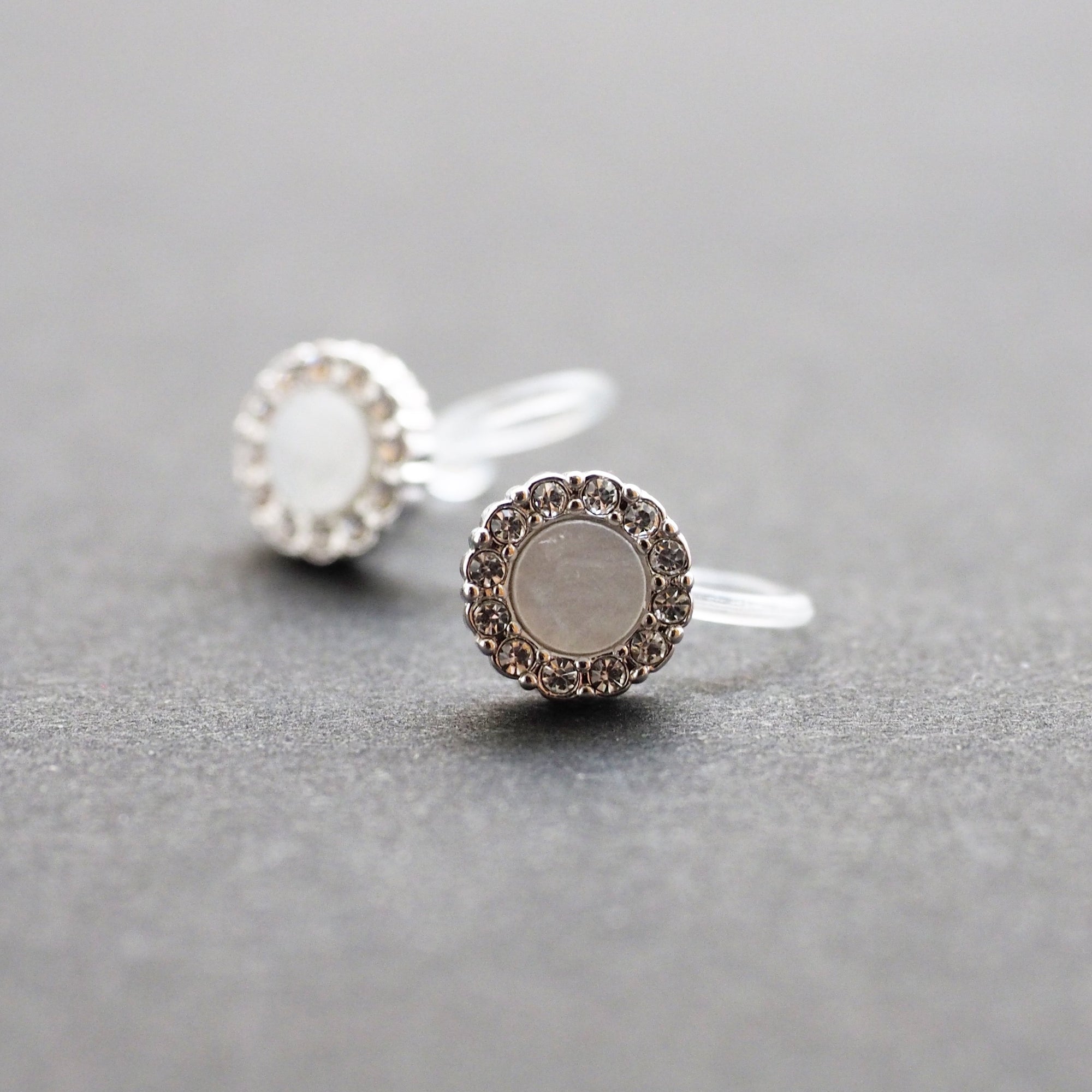 Silver Round Swarovski Crystal Rhinestone Pave Invisible Clip On Stud Earrings ( White ) - Miyabi Grace