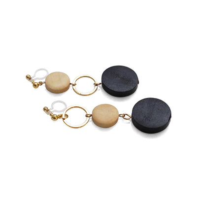 Black and beige wood invisible clip on earrings - miyabigracejewelry.com