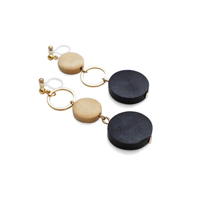 Black and beige wood invisible clip on earrings - miyabigracejewelry.com