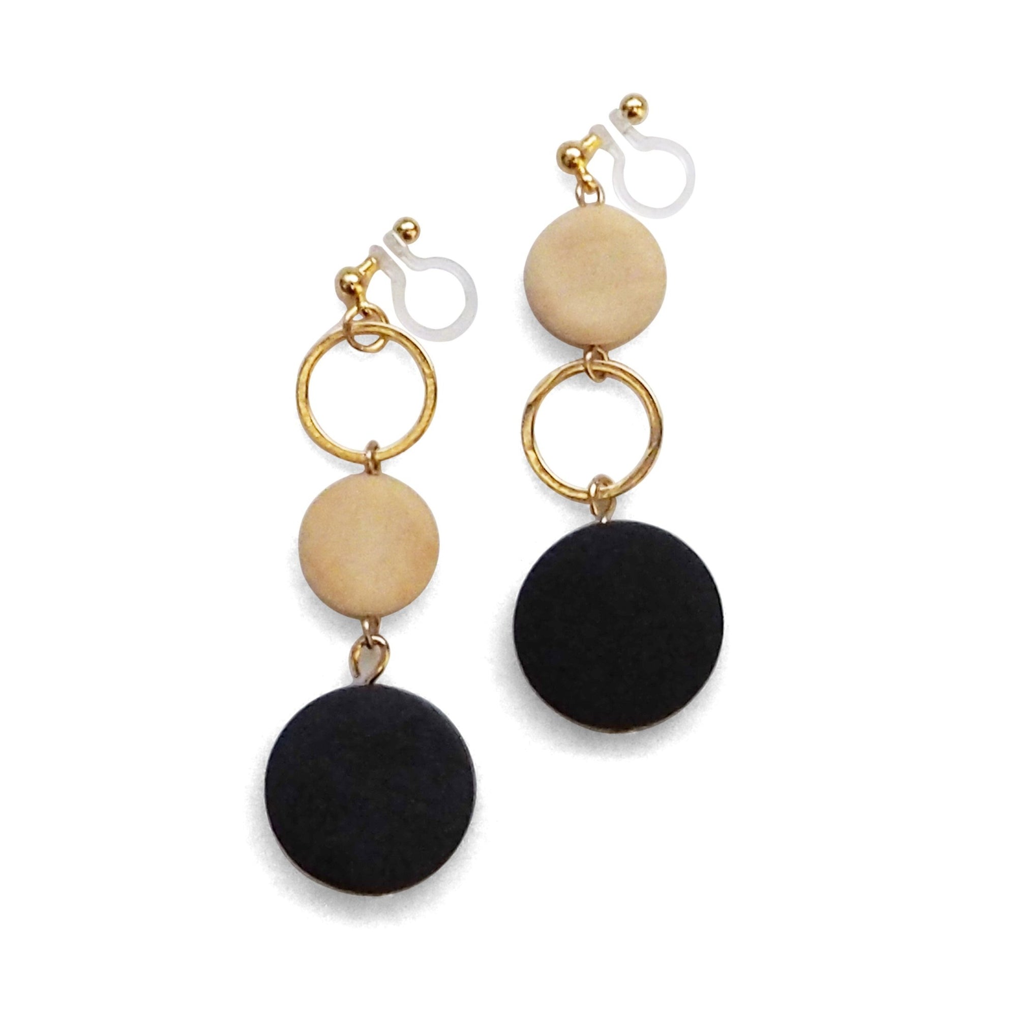 Black and beige wood invisible clip on earrings - miyabigracejewelry.com