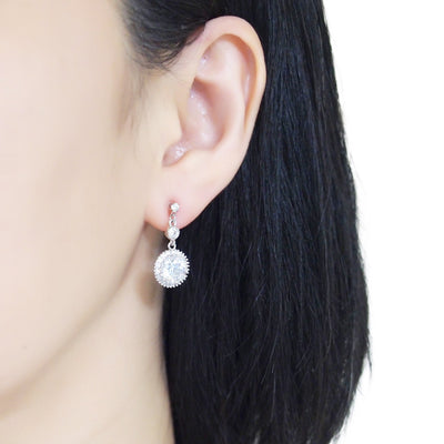 Round cubic zirconia invisible clip on earrings ( Silver tone ) - Miyabi Grace