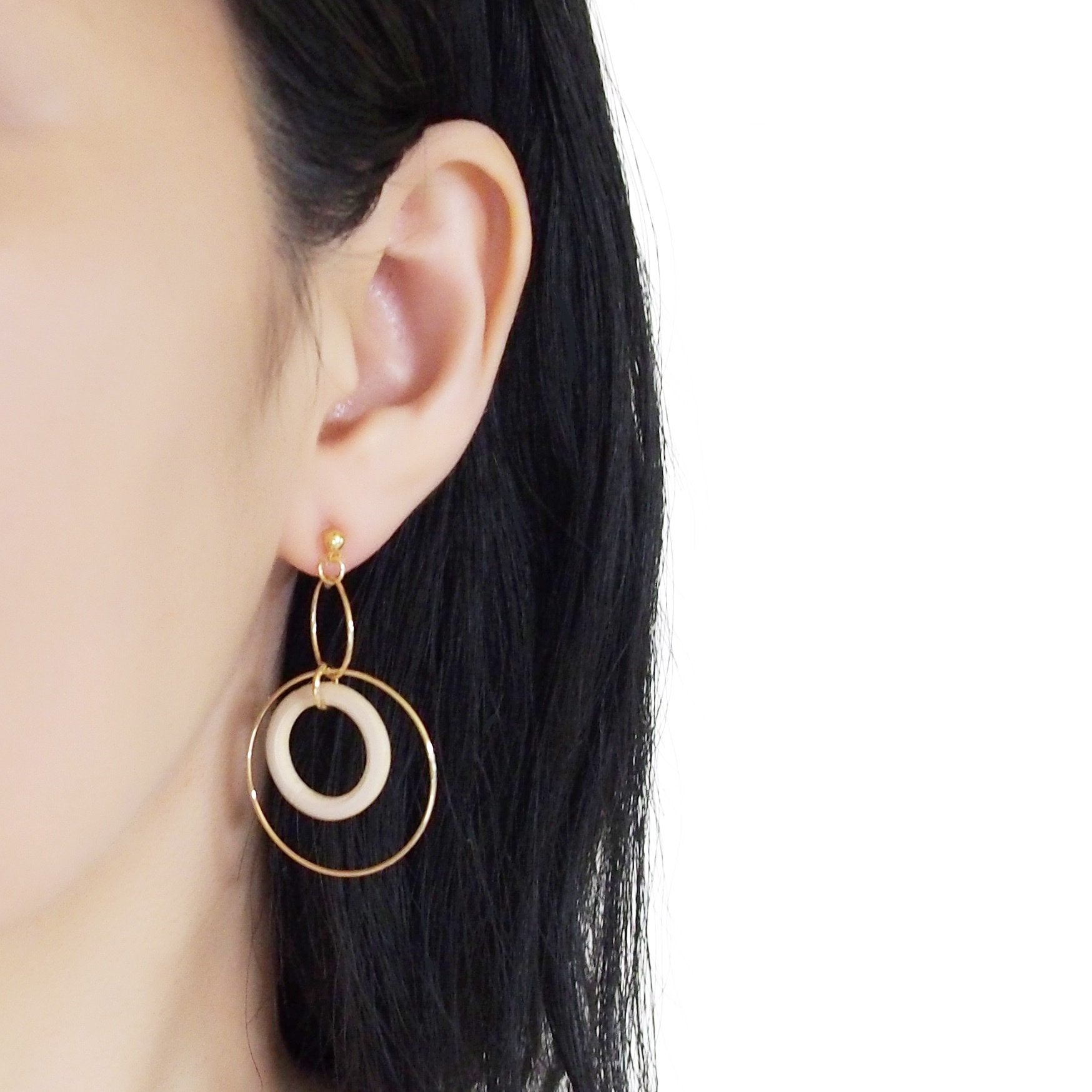 Beige wood hoop invisible clip on earrings - miyabigracejewelry.com