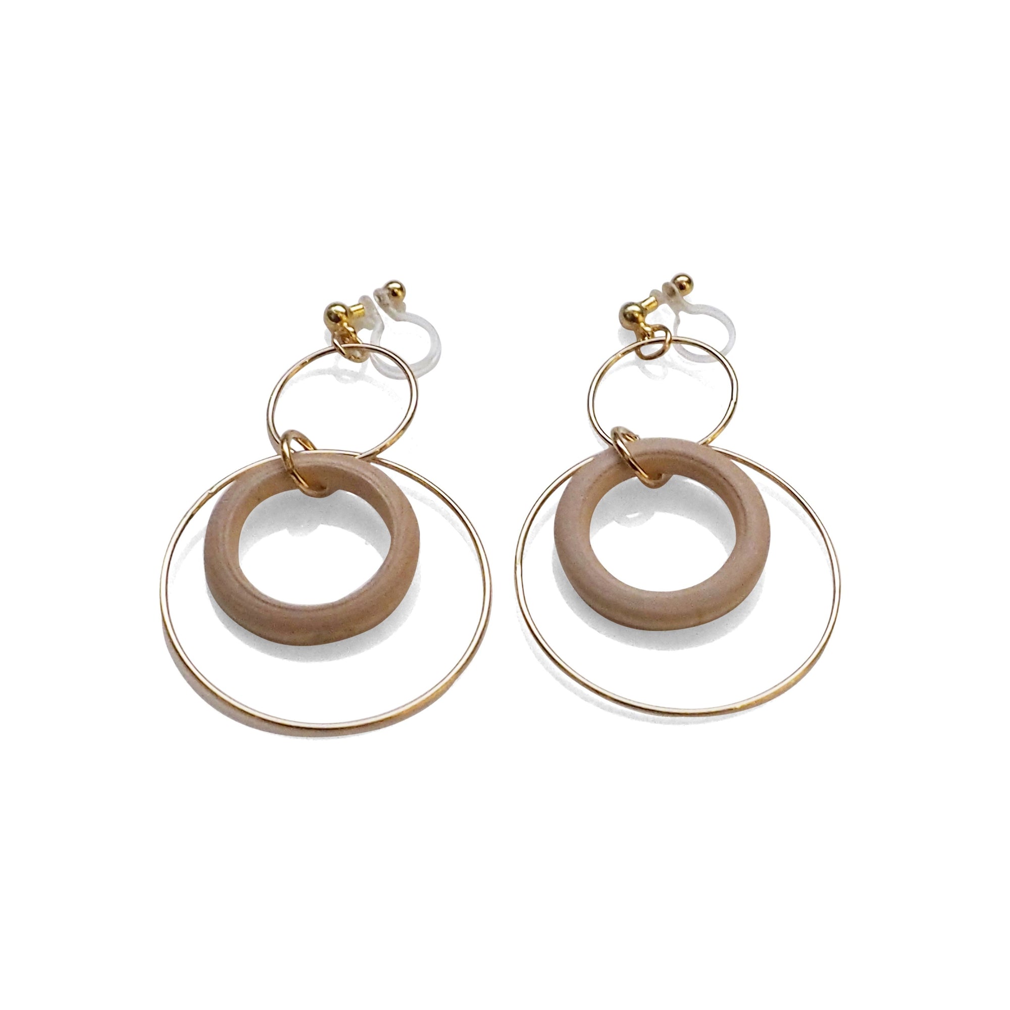 Beige wood hoop invisible clip on earrings - miyabigracejewelry.com