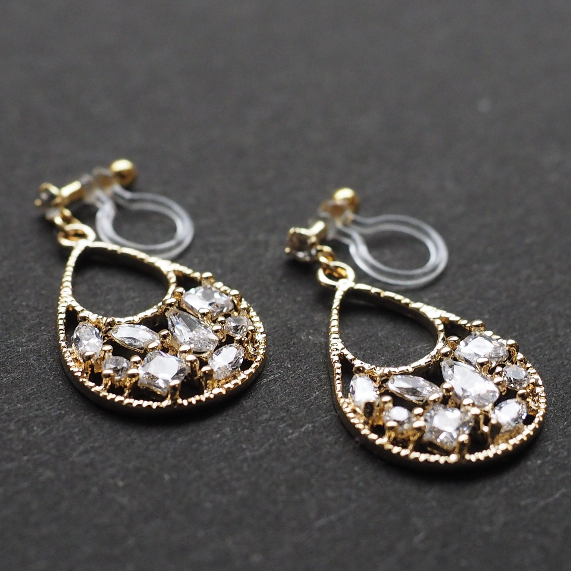 Teardrop filigree cubic zirconia invisible clip on earrings (Gold tone) - miyabigracejewelry.com
