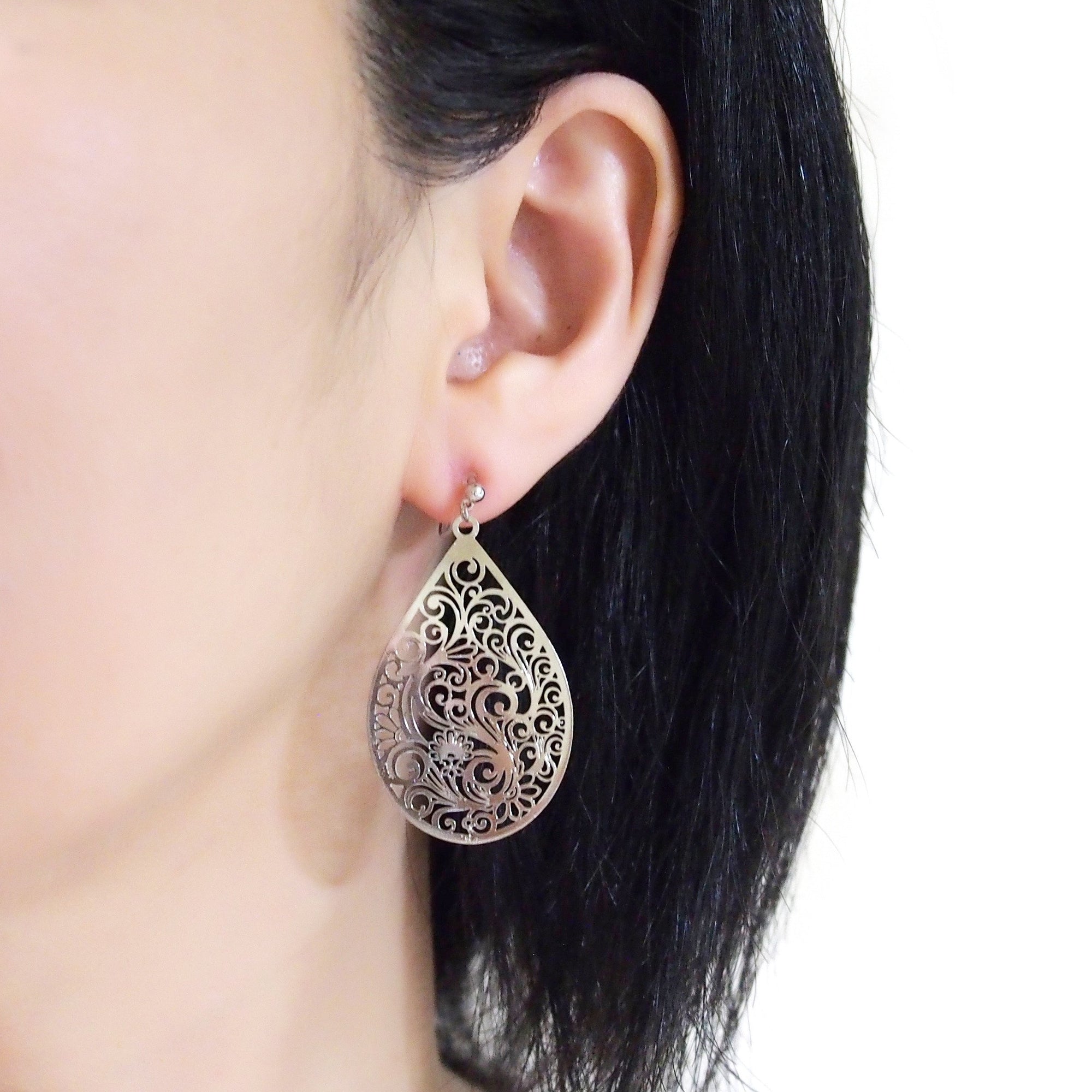Large silver teardrop Victorian filigree invisible clip on earrings - miyabigracejewelry.com