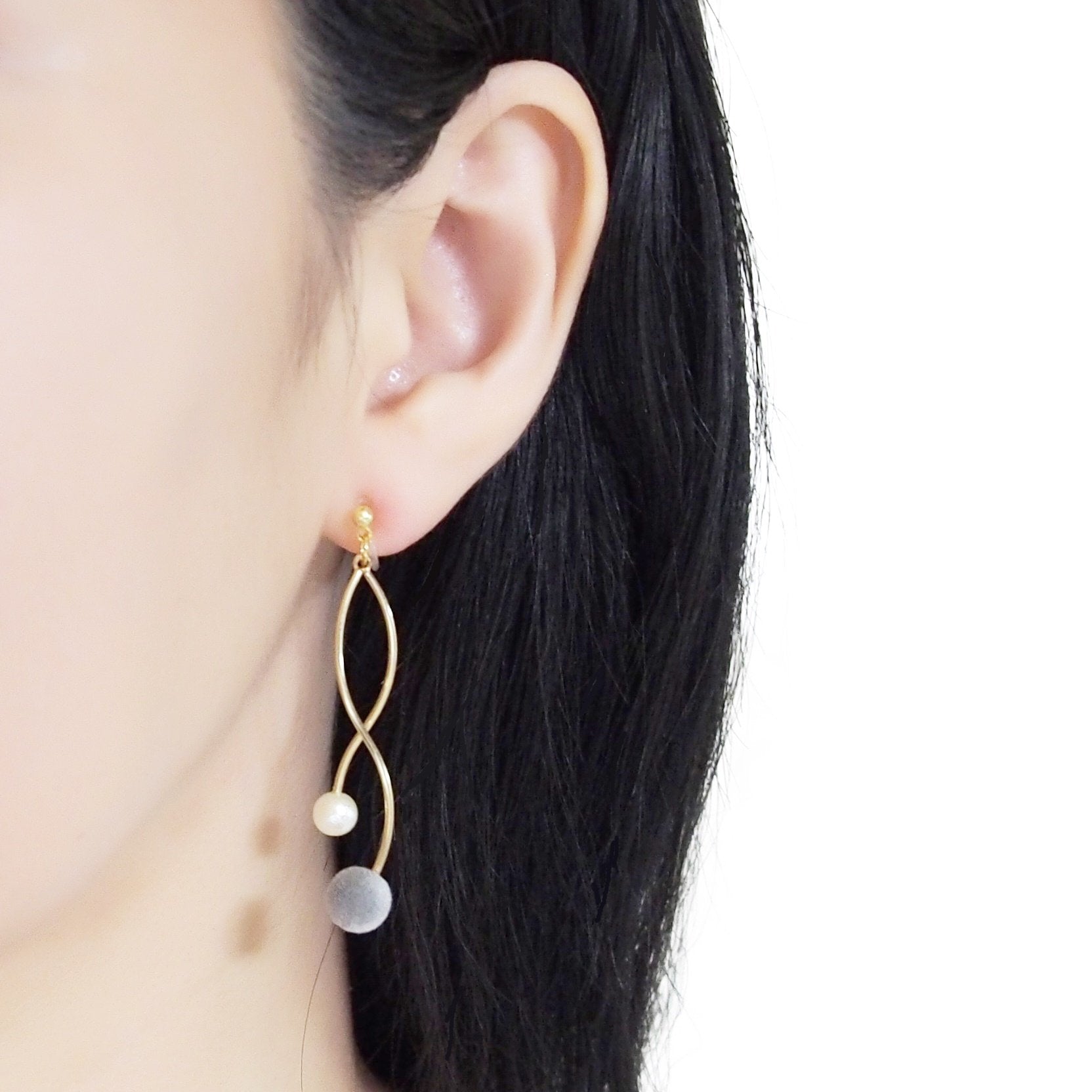 Gray velvet balls and white pearl invisible clip on earrings - miyabigracejewelry.com