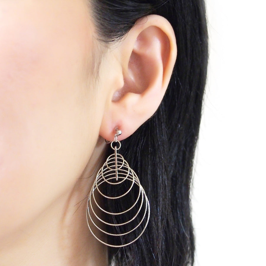Dangle Silver Gradated Hoop Invisible Clip on Earrings - miyabigracejewelry.com