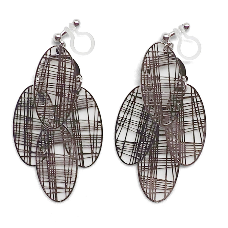 Silver gingham check filigree invisible clip on earrings - miyabigracejewelry.com