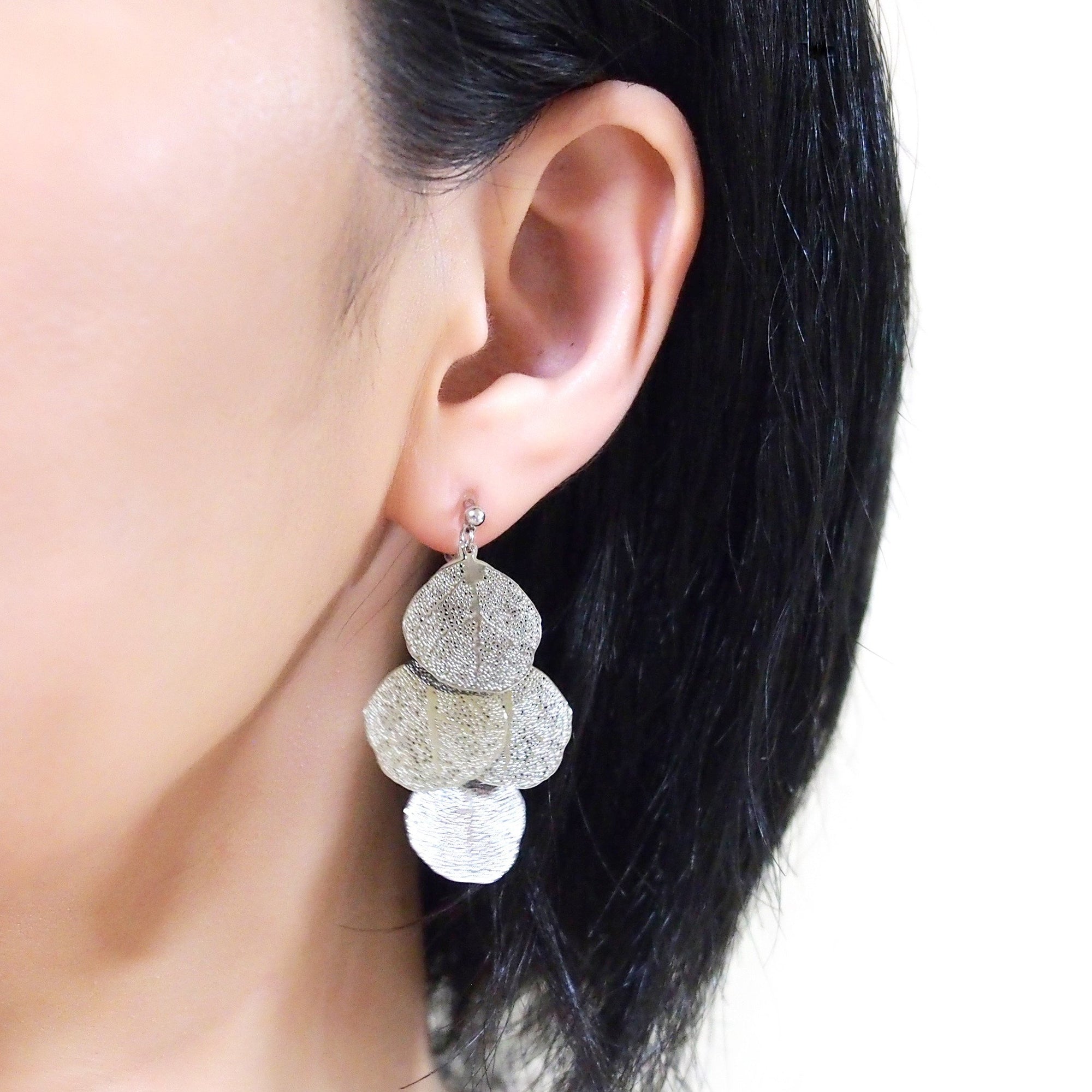 Dangle silver four leaf filigree invisible clip on earrings - miyabigracejewelry.com
