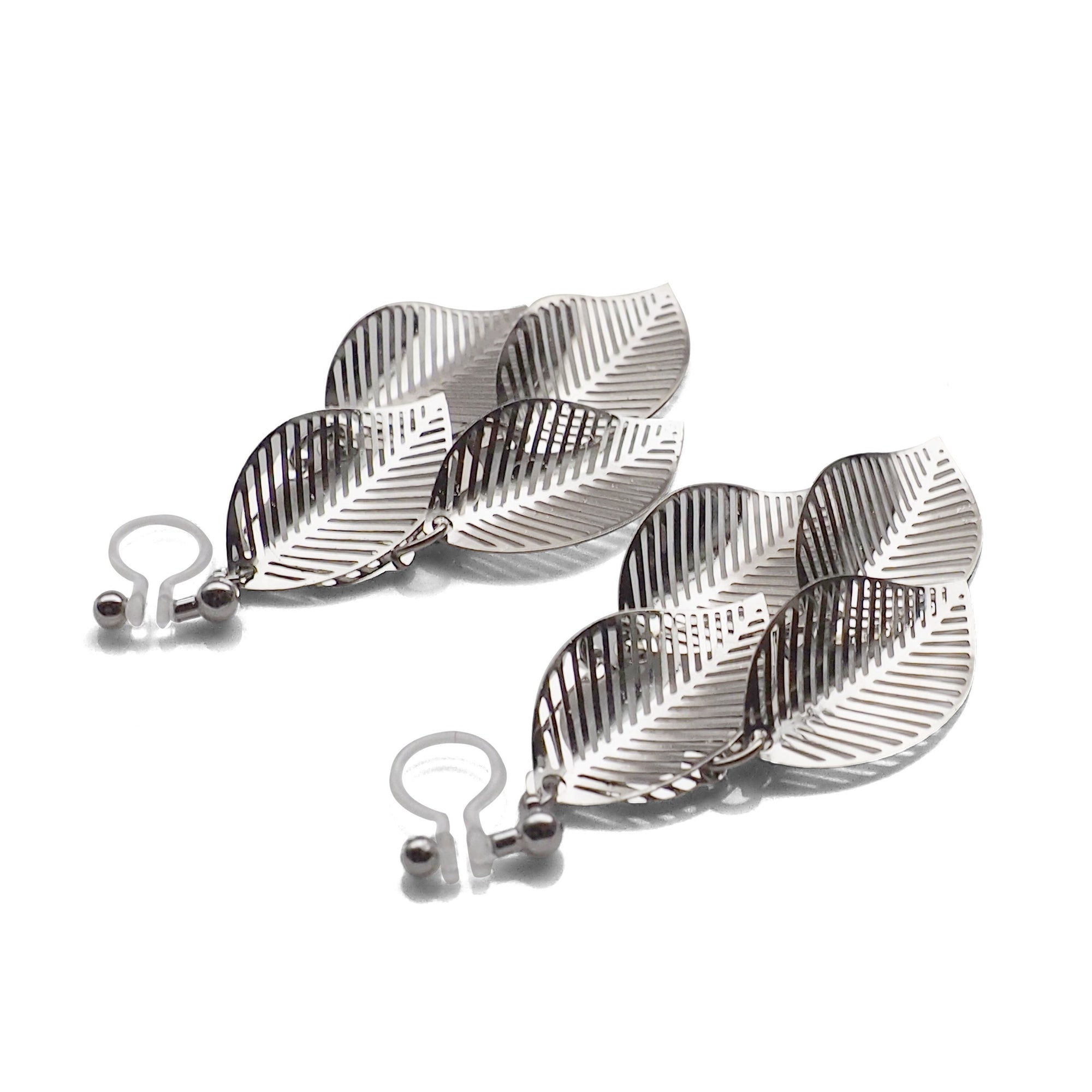 Silver four leaf filigree invisible clip on earrings - miyabigracejewelry.com