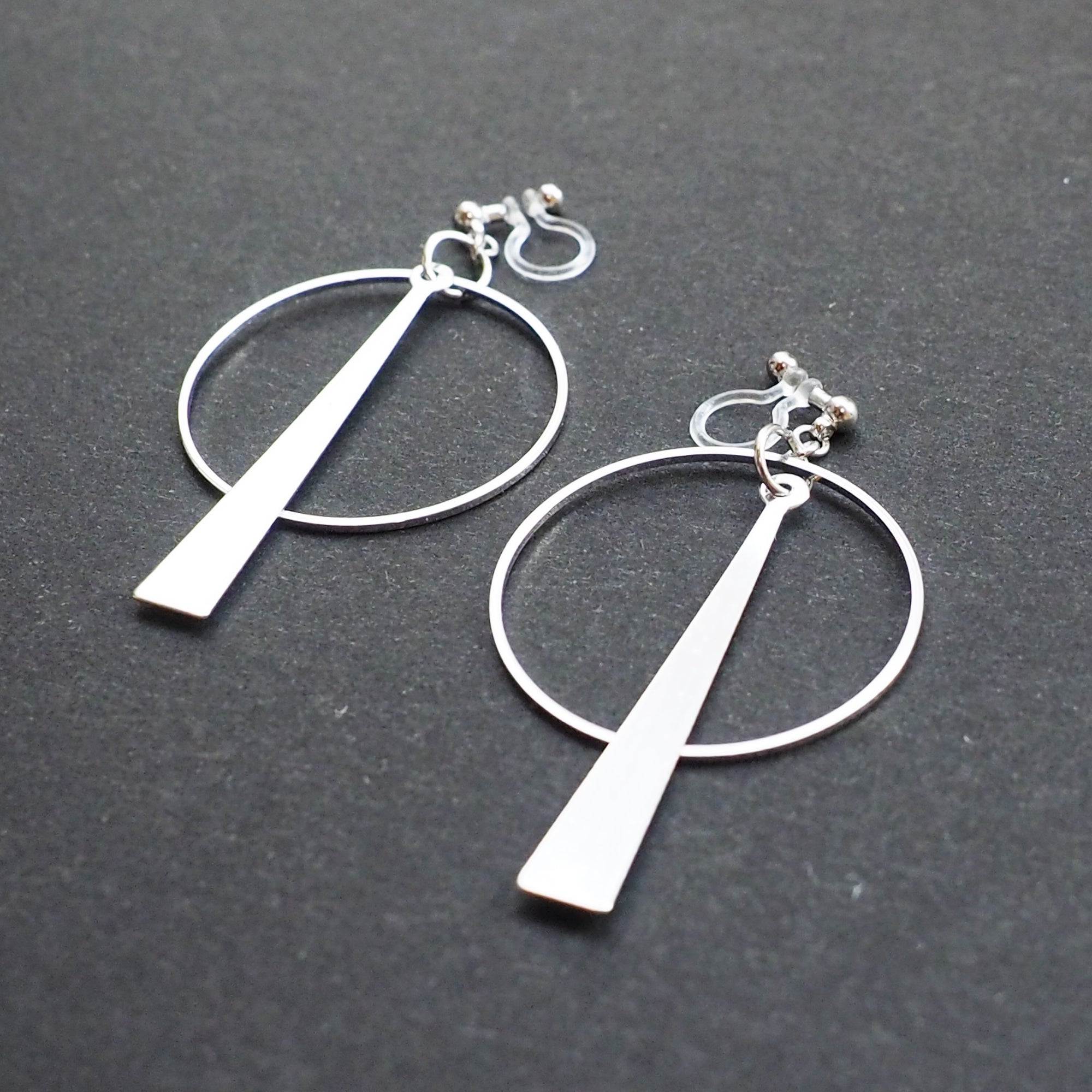 Geometric silver hoop invisible clip on earrings - miyabigracejewelry.com