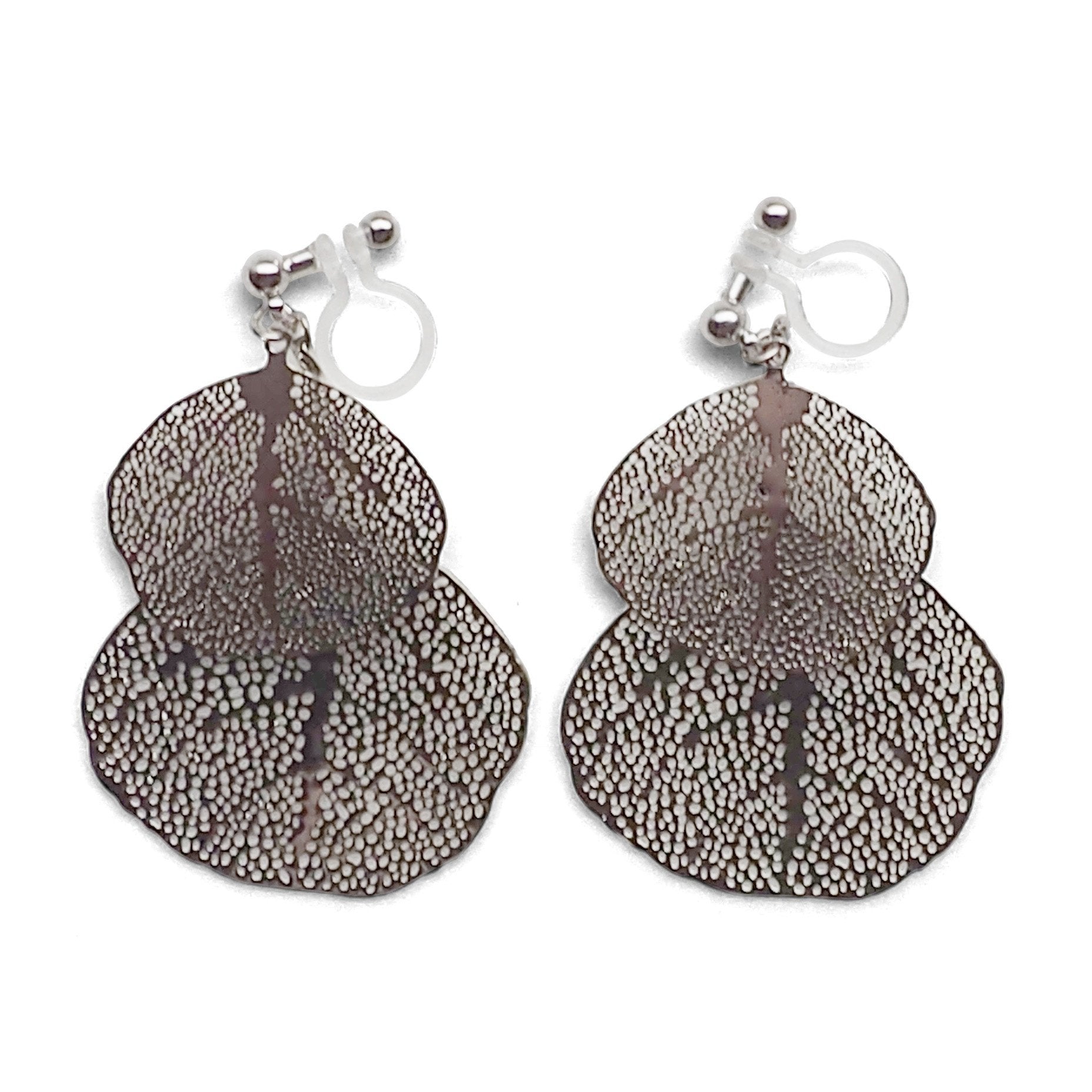 Silver two leaf filigree invisible clip on earrings - miyabigracejewelry.com